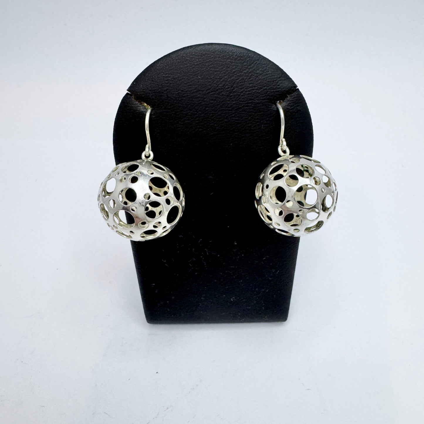 Liisa Vitali for N Westerback, Finland. Vintage Sterling Silver Earrings.