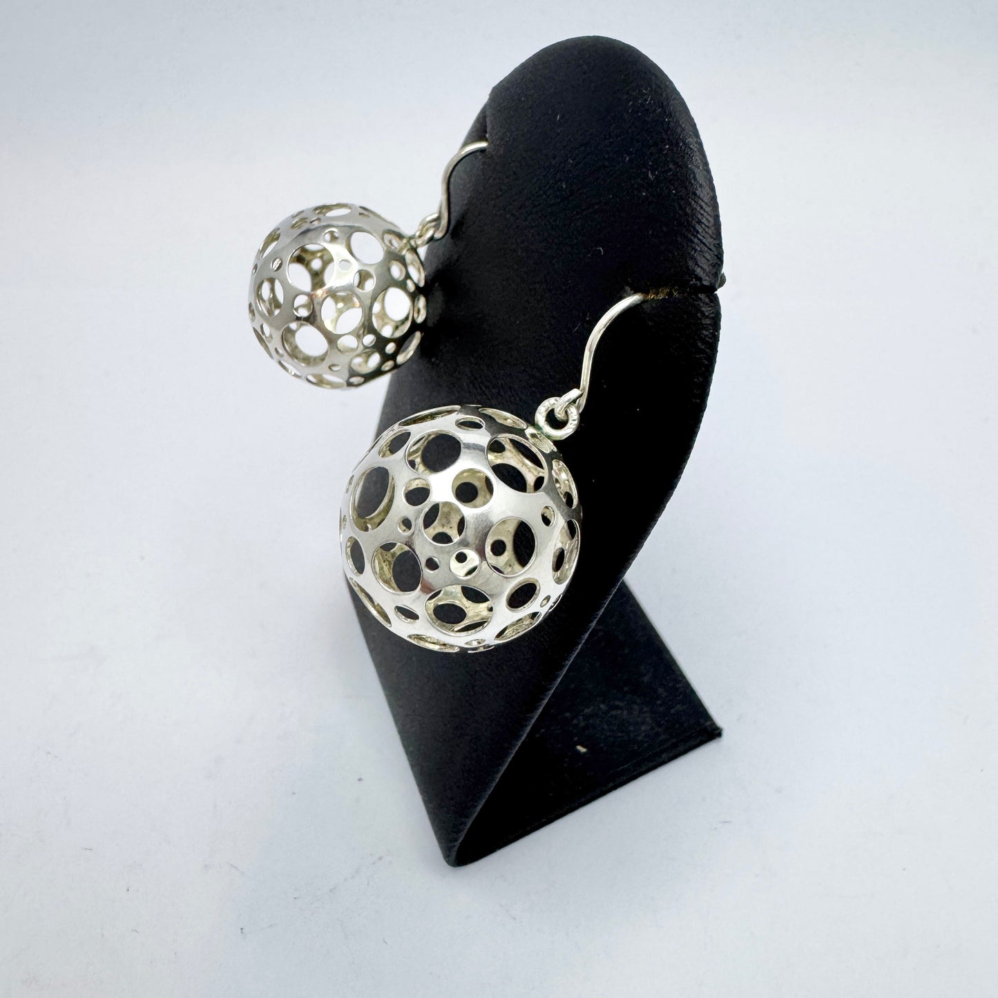 Liisa Vitali for N Westerback, Finland. Vintage Sterling Silver Earrings.
