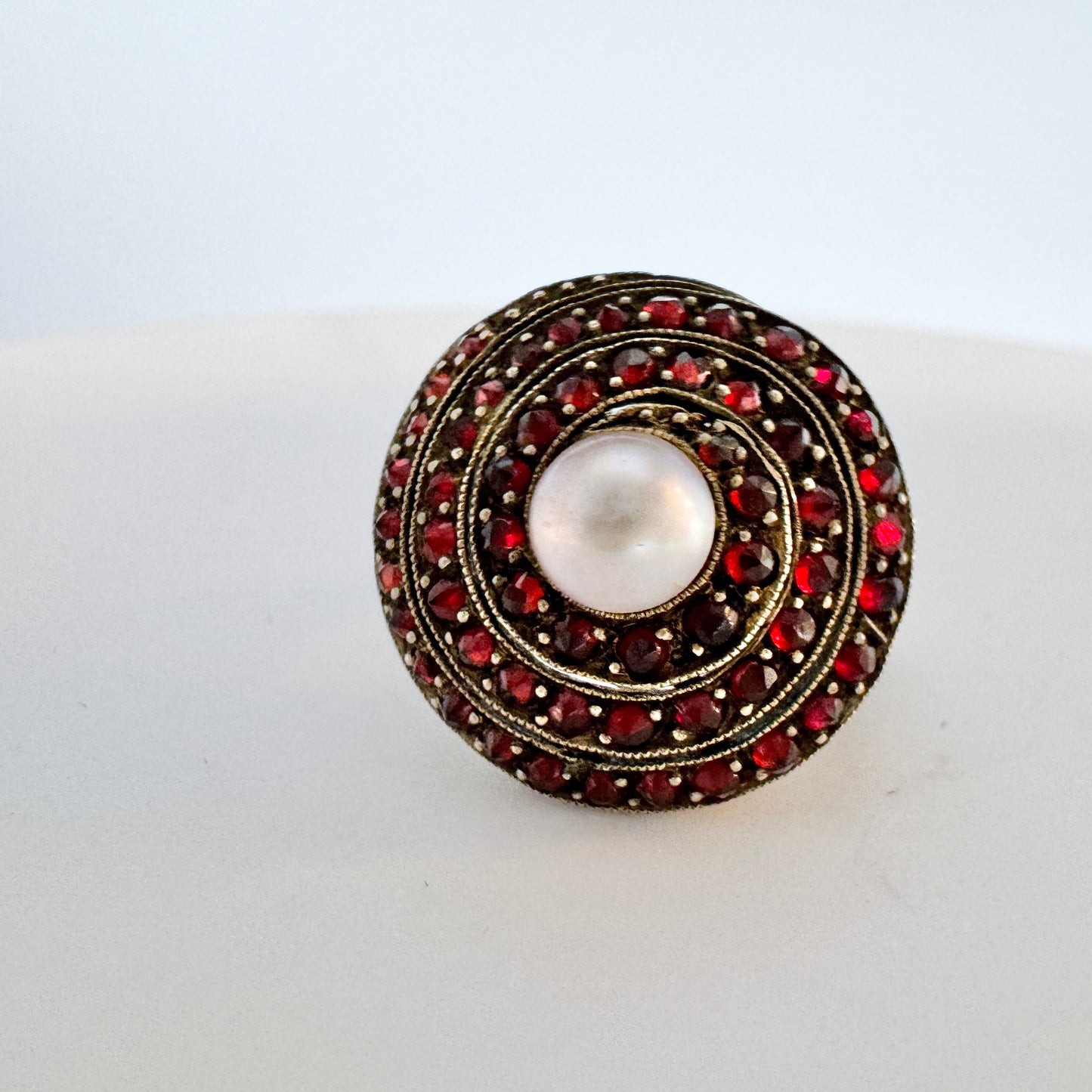 Vintage c 1940s. Sold Silver Garnet Pearl Ring.