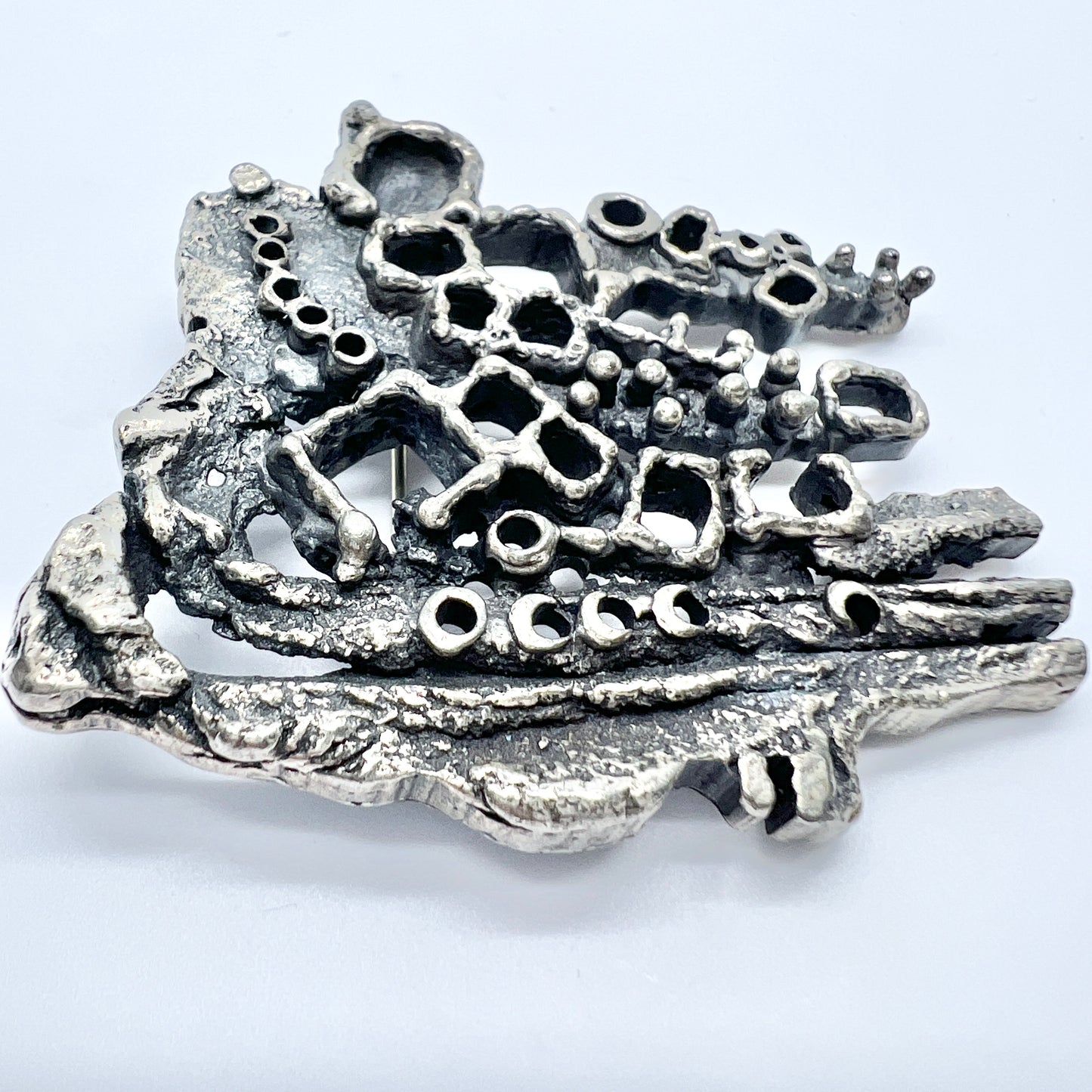 Guy Vidal, Canada early 1970s. Vintage Modernist Plated Pewter Brooch.