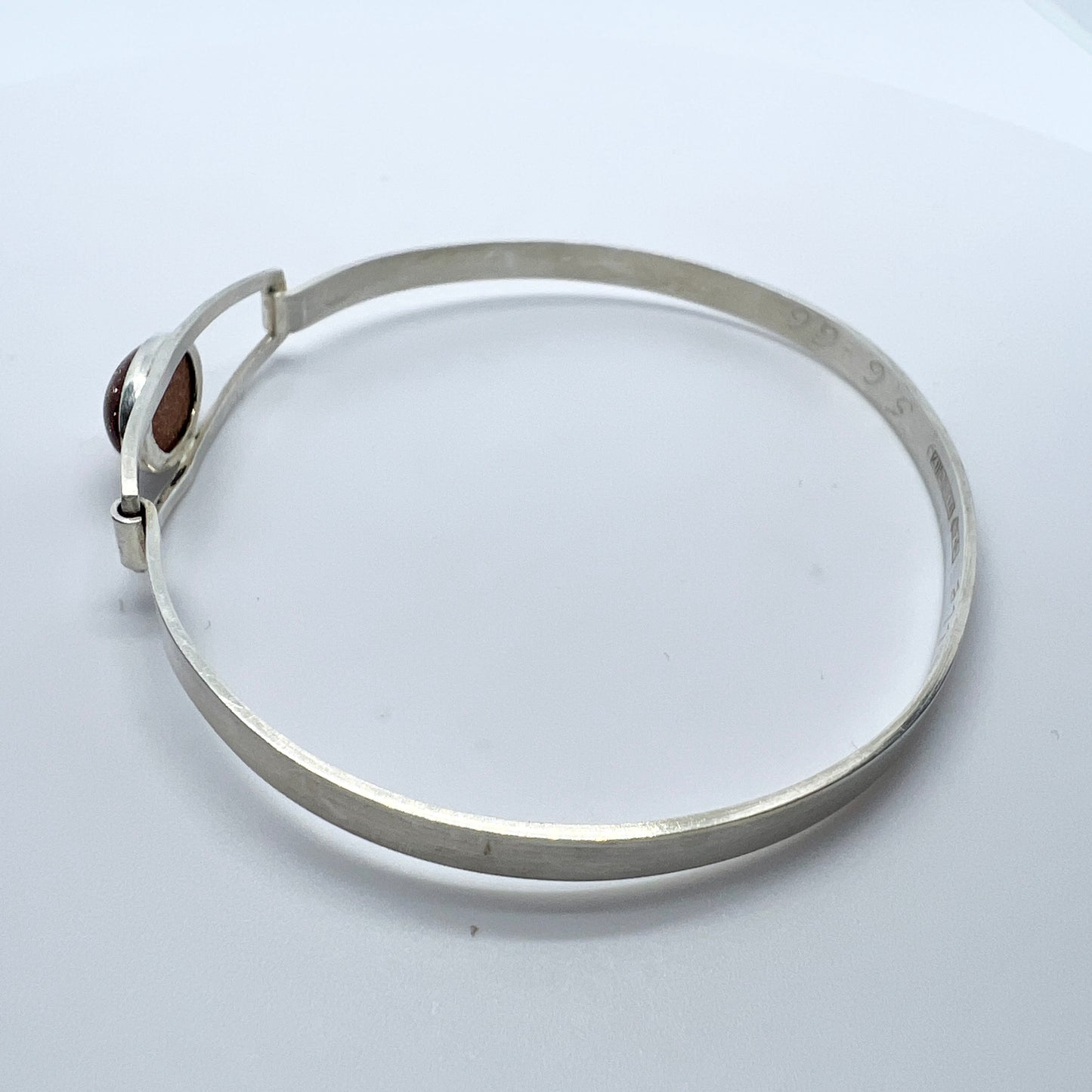 Turun Hopea, Finland 1962. Vintage Solid Silver Goldstone Hinged Bangle Bracelet