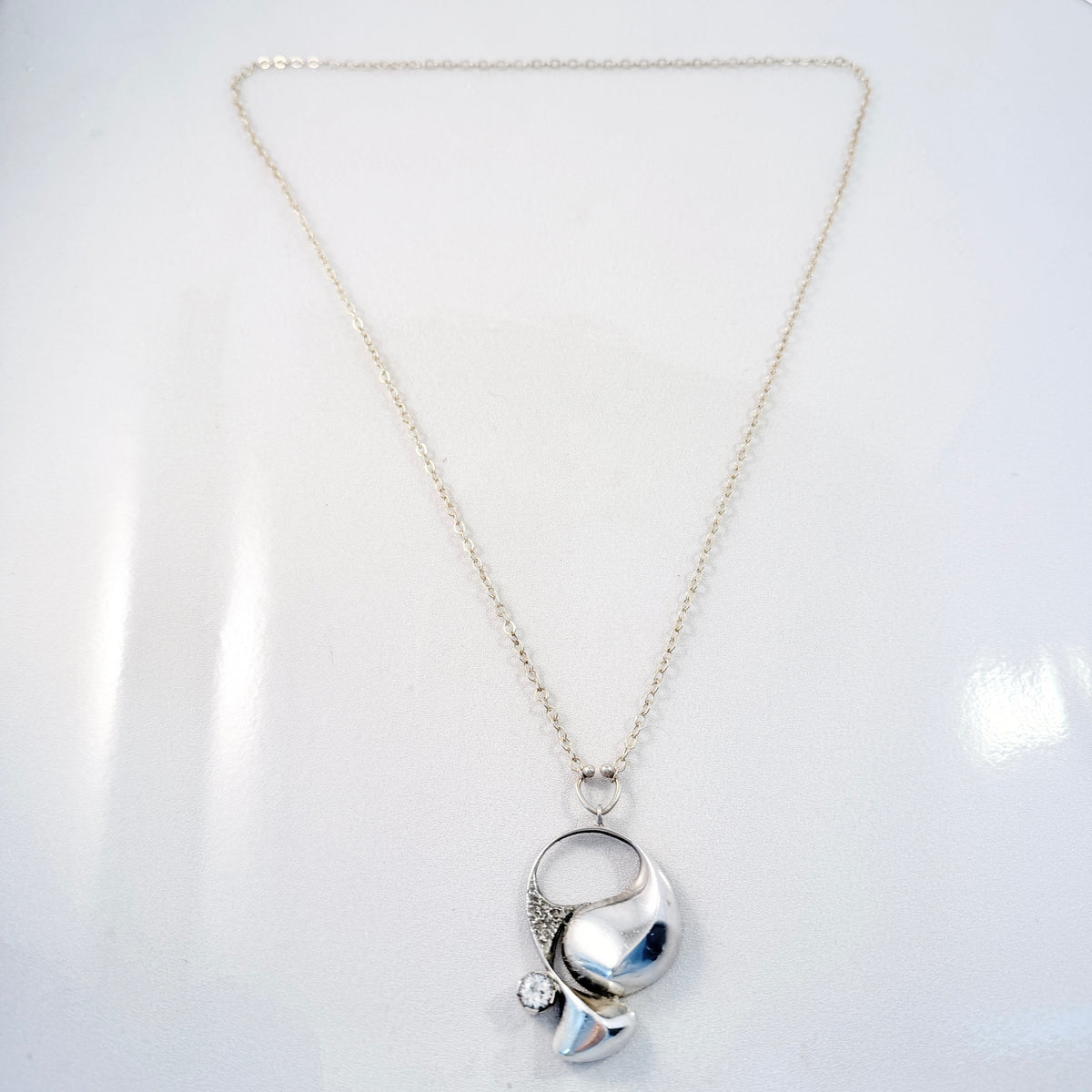 Karl Laine for Sten & Laine, Finland 1975. Vintage Sterling Silver Rock Crystal Pendant Necklace.