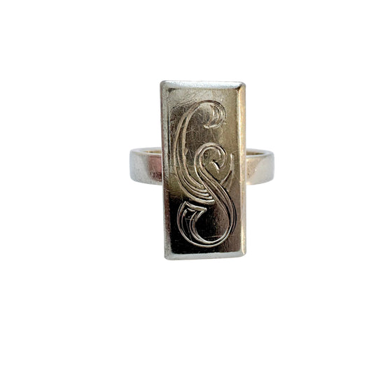 CR Wadlund, Sweden year 1960. Vintage Stering Silver Signet Ring. CS