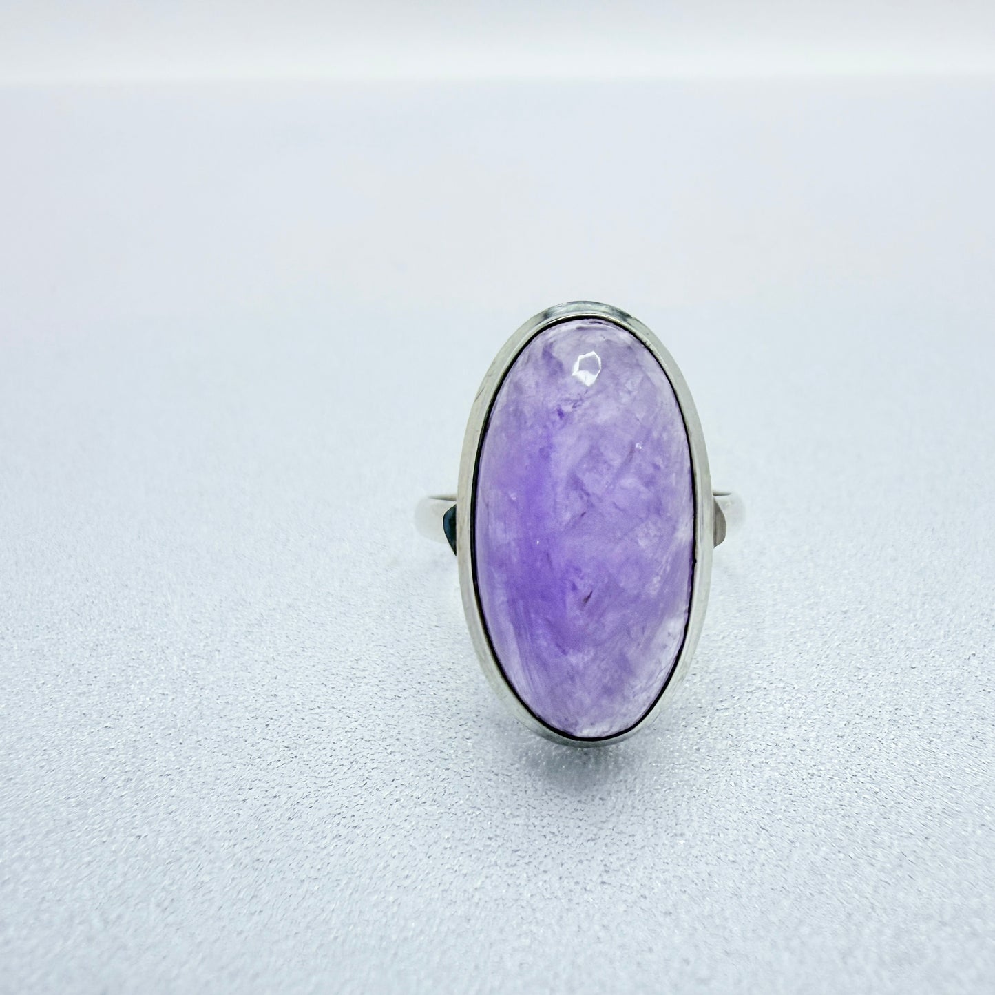 Vintage 1960s. Solid Silver Amethyst Ring.