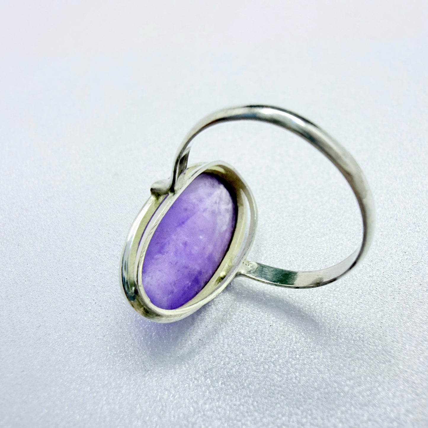 Vintage 1960s. Solid Silver Amethyst Ring.