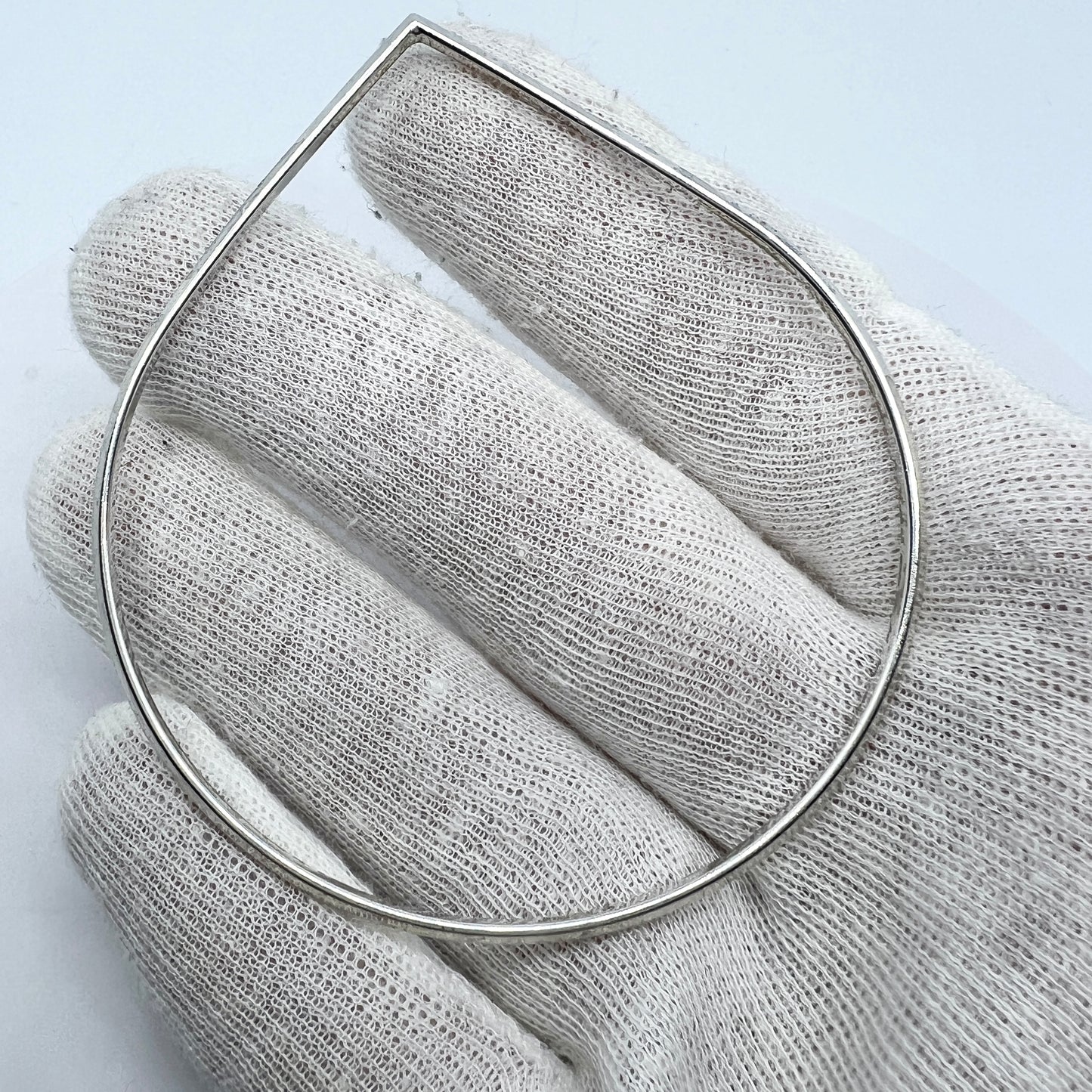 Kultakeskus, Finland. Vintage Sterling Silver Bangle Bracelet.