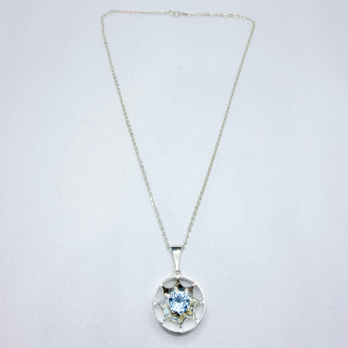 Salovaara, Finland 1970s. Vintage Solid SIlver Blue Synthetic Spinel Pendant Necklace.