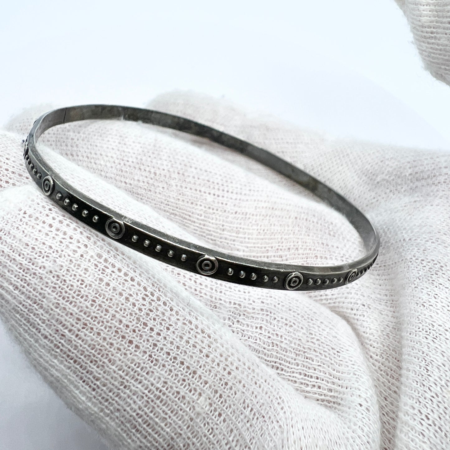 Ethel Düne, Finland 1963 Vintage Solid Silver Bangle Bracelet.