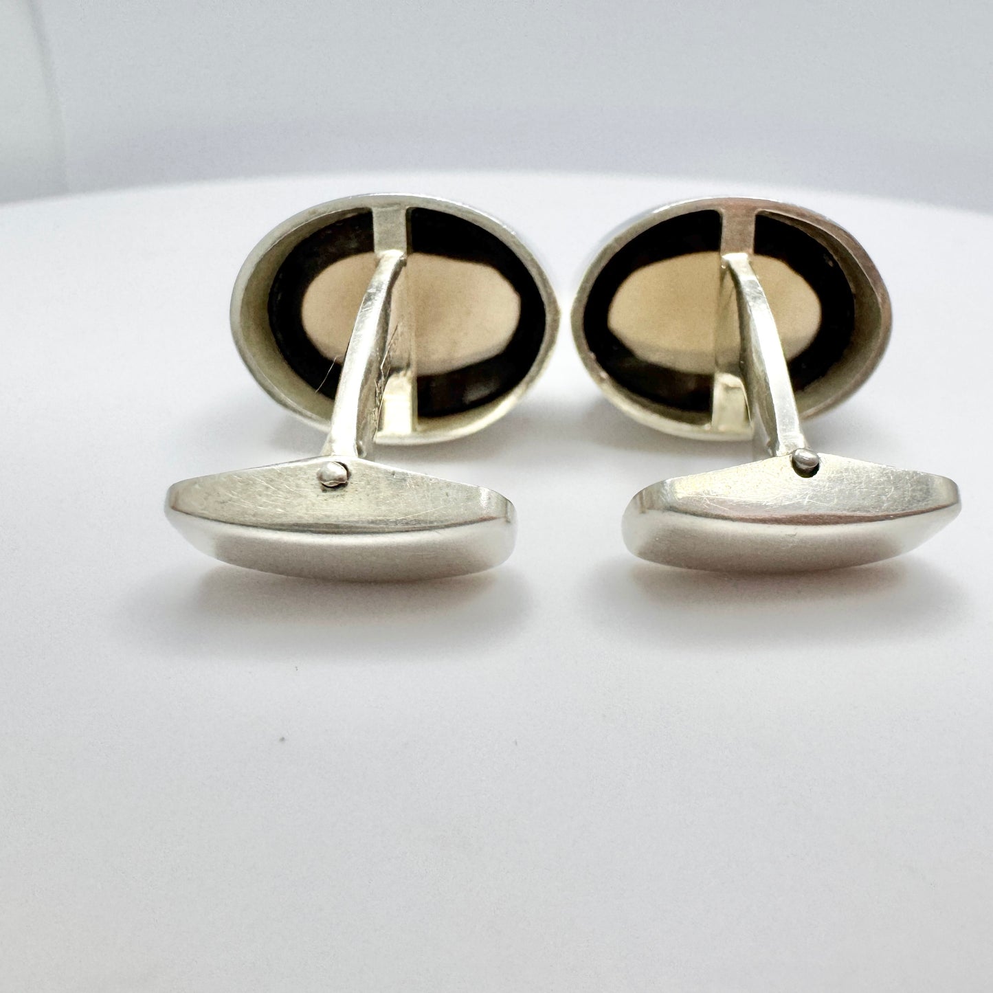 Erik Granit, Finland 1961. Vintage Solid Silver Quartz Cufflinks.