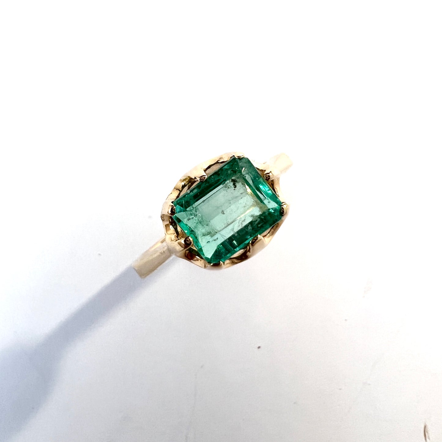 W&A, Sweden. Vintage 18k Gold Emerald Ring.