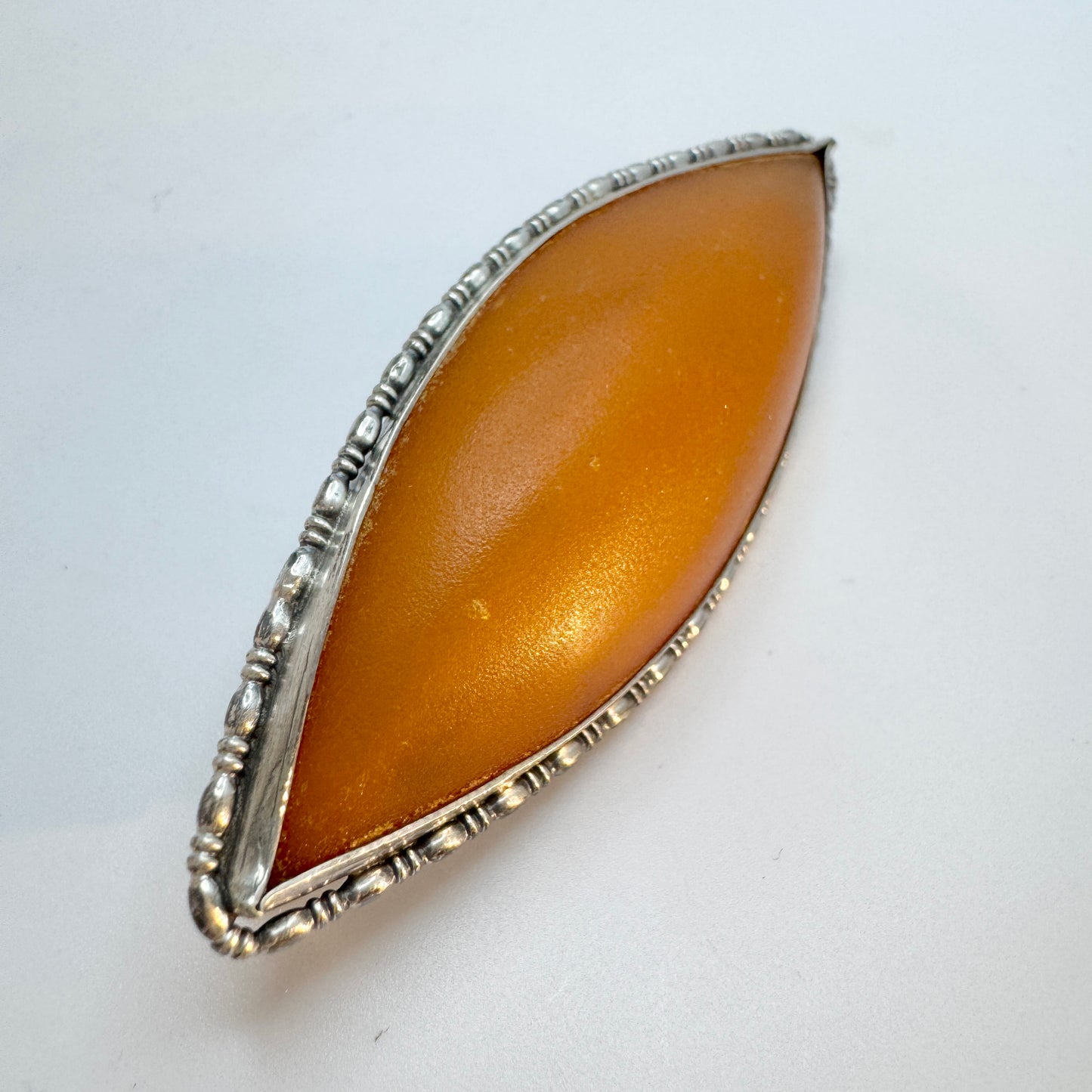 Vintage ca 1930. Solid Silver Large Amber Brooch.