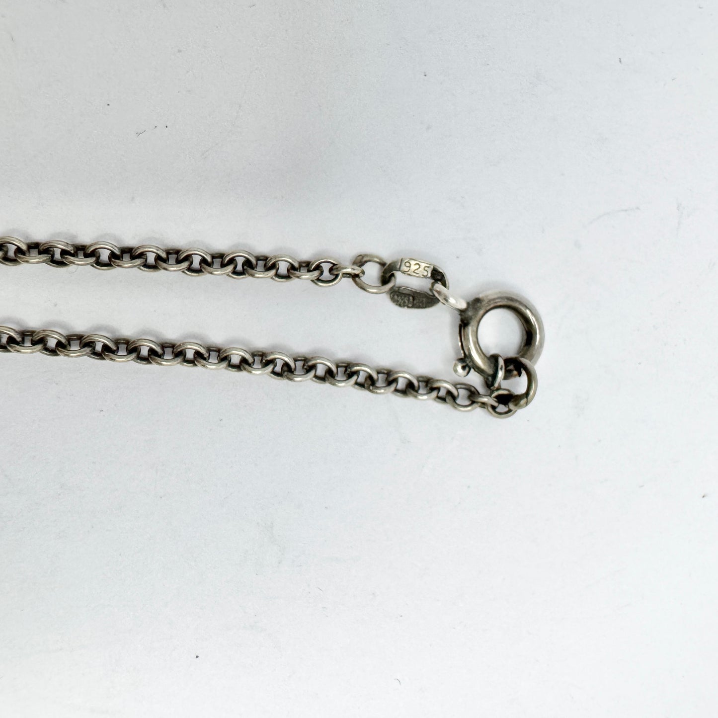 Kalevala Koru, Finland. Vintage Sterling Silver Ceramic Toyri Bird Pendant Necklace.