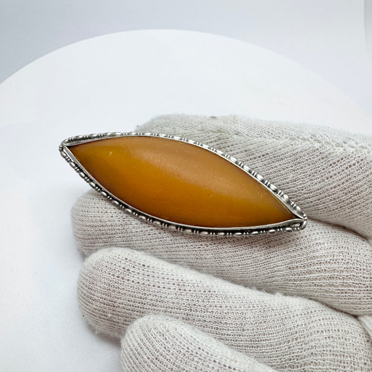 Vintage ca 1930. Solid Silver Large Amber Brooch.