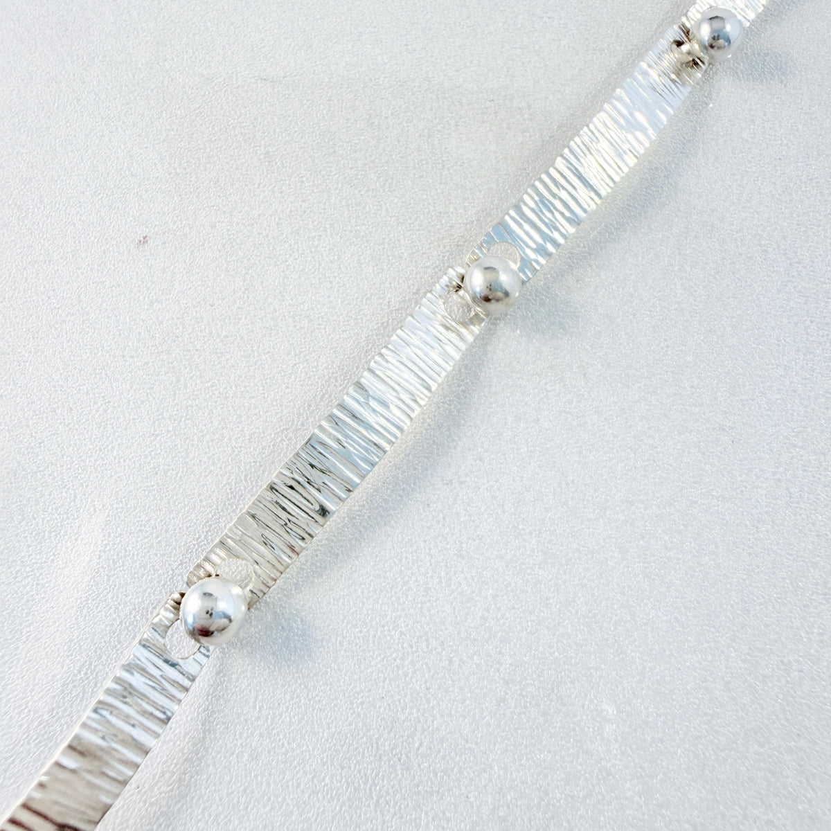 Vintage 1970s Solid Silver Bracelet.