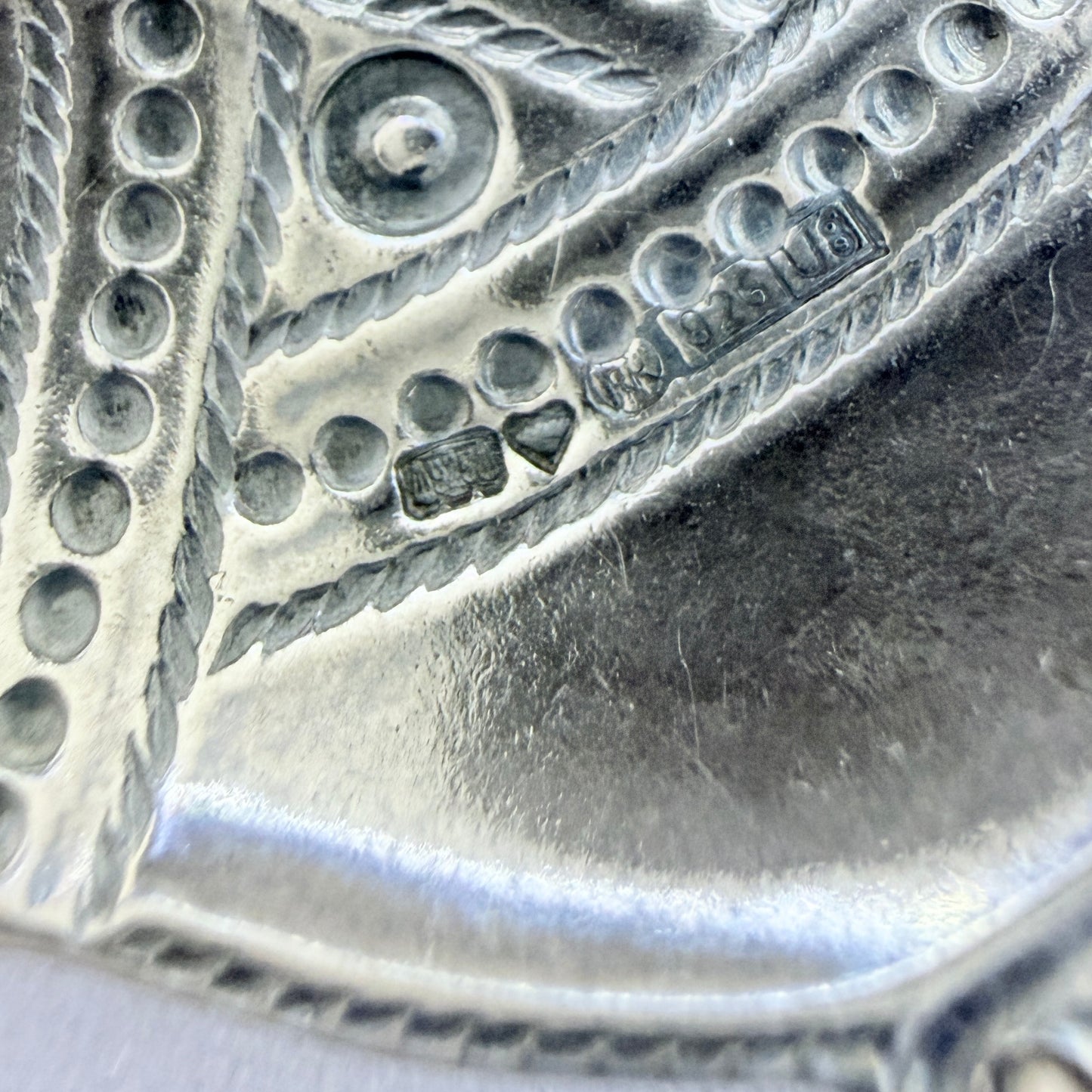 Kalevala Koru, Finland. Large Vintage Sterling Silver Bird Pendant Long Chain Necklace.