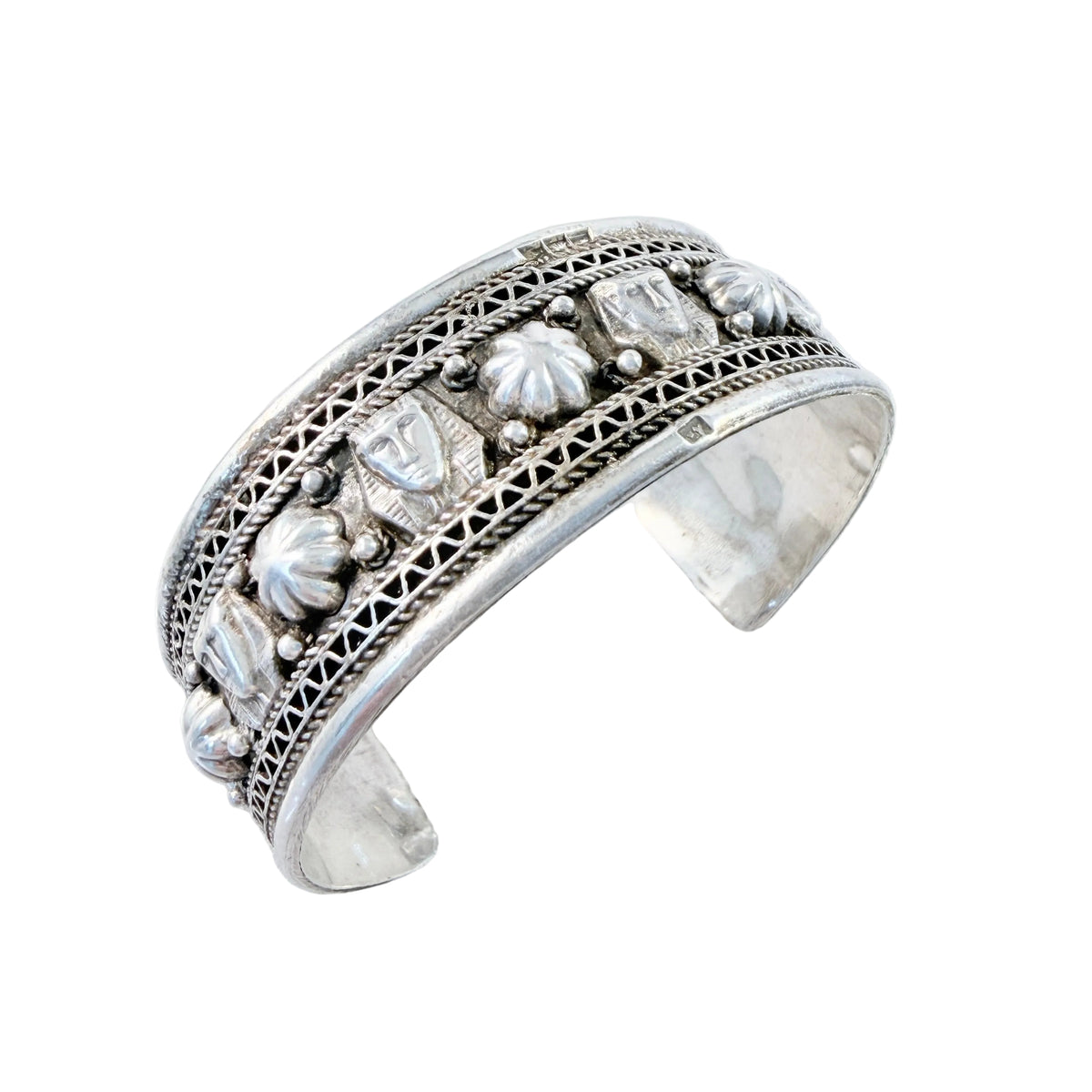 Egypt. Vintage Solid Silver Cuff Bracelet.