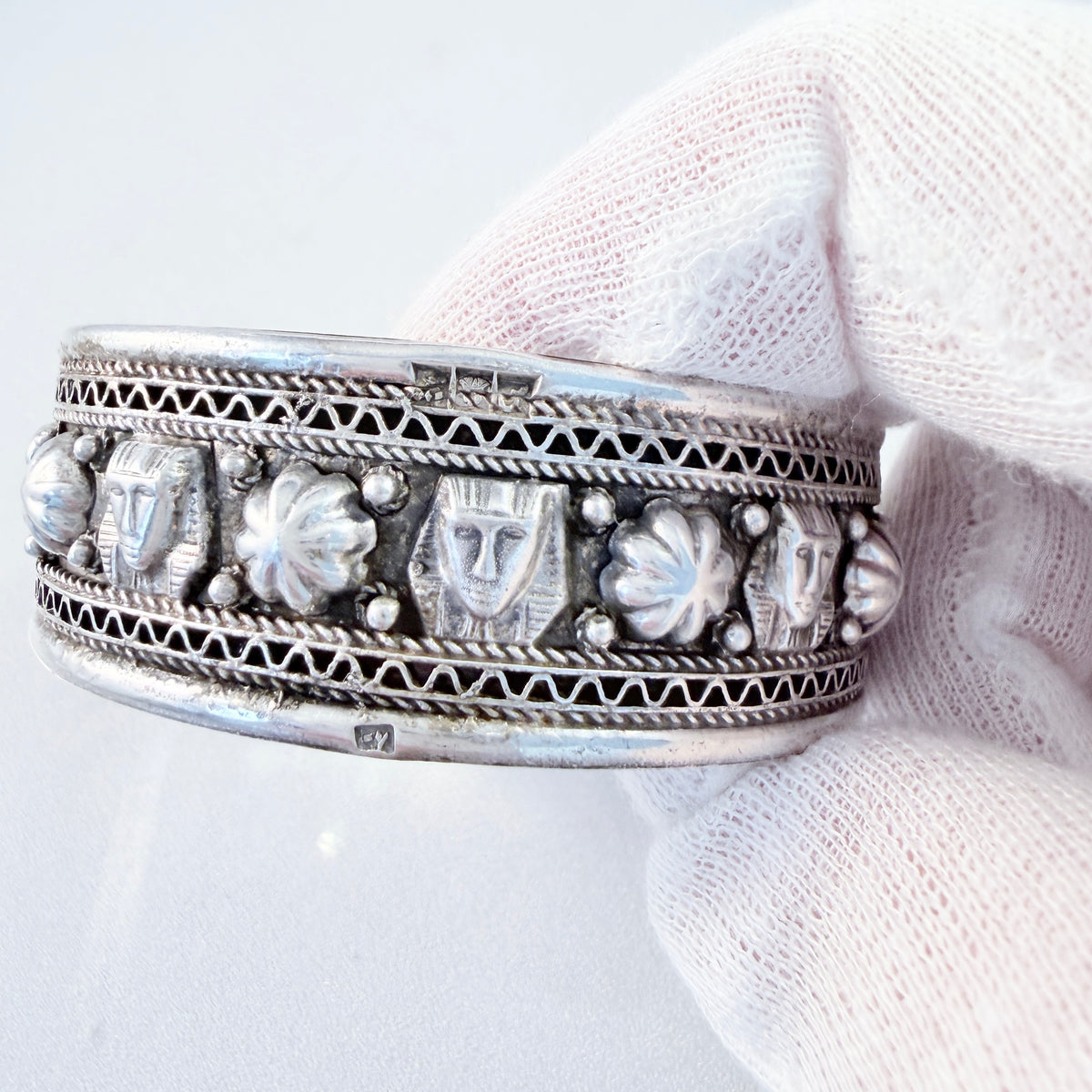 Egypt. Vintage Solid Silver Cuff Bracelet.