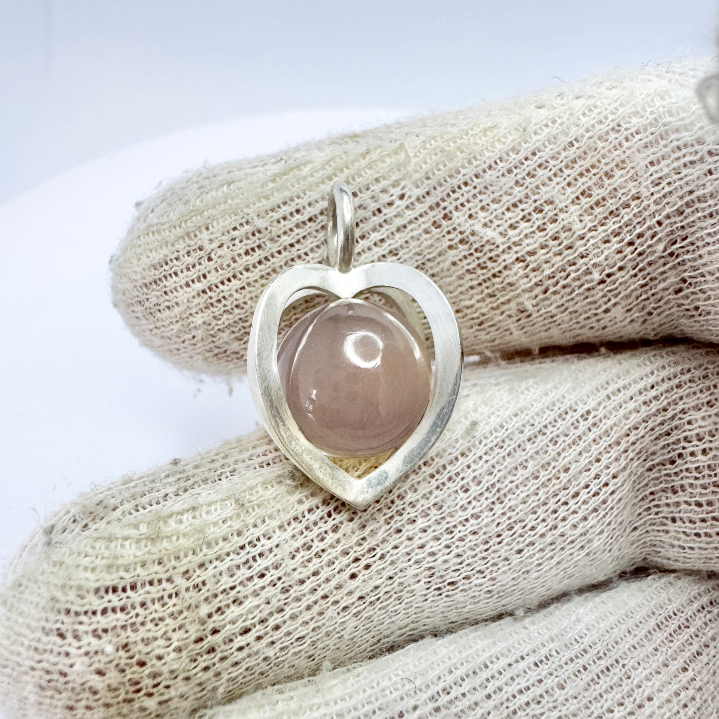 Elis Kauppi, Kupittaan Kulta Finland 1960s. Vintage Solid Silver Rose Quartz Pendant.