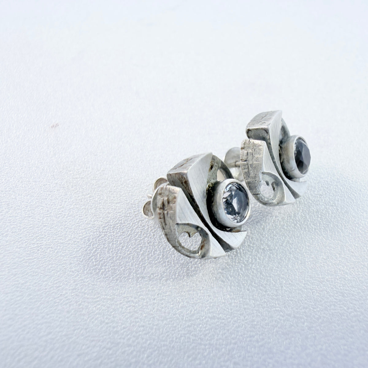 Karl Laine for Sten & Laine / Finnfeelings, Finland. Vintage Sterling SIiver Rock Crystal Stud Earrings.