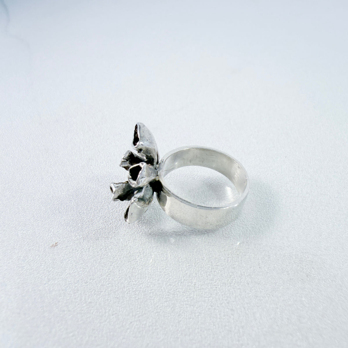 Valo-Koru, Finland 1971. Vintage Sterling Silver Reindeer Moss Design Ring.