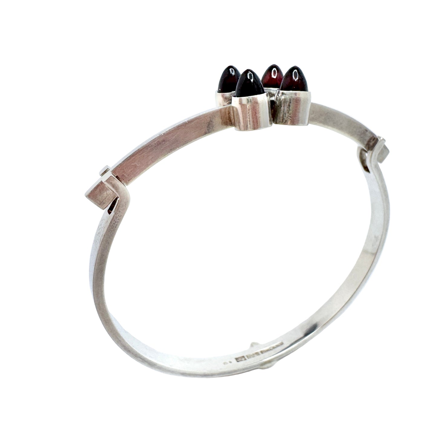 Elis Kauppi, Kupittaan Kulta Finland 1960s. Vintage Sterling Silver Garnet Hinged Bracelet.