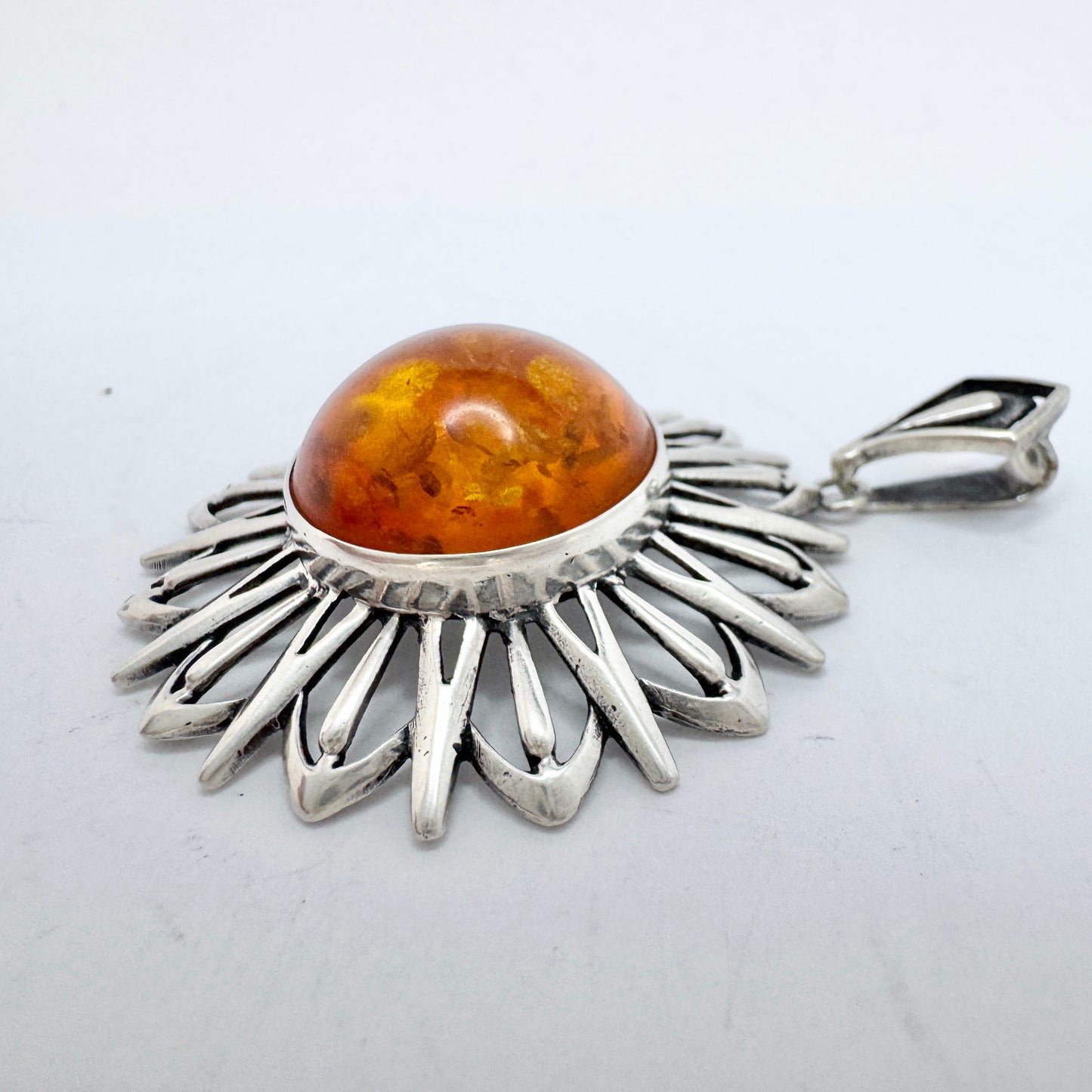 Vintage Solid Silver Amber Pendant.