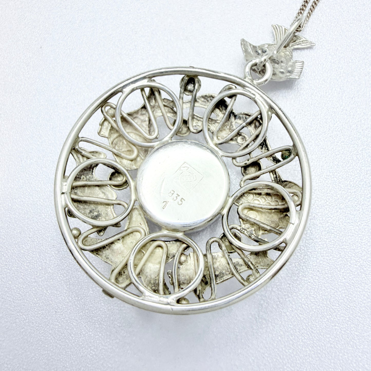 Fischlandschmuck Georg Kramer. Vintage Solid Silver Amber Sea Life Pendant + Chain.