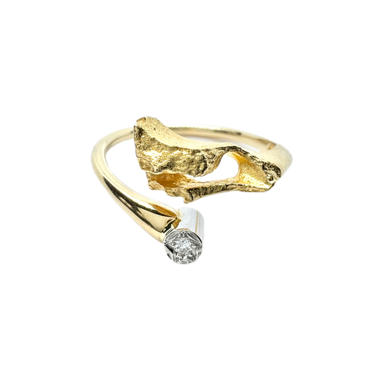 Lapponia, Finland. 18k Gold Diamond Ring.