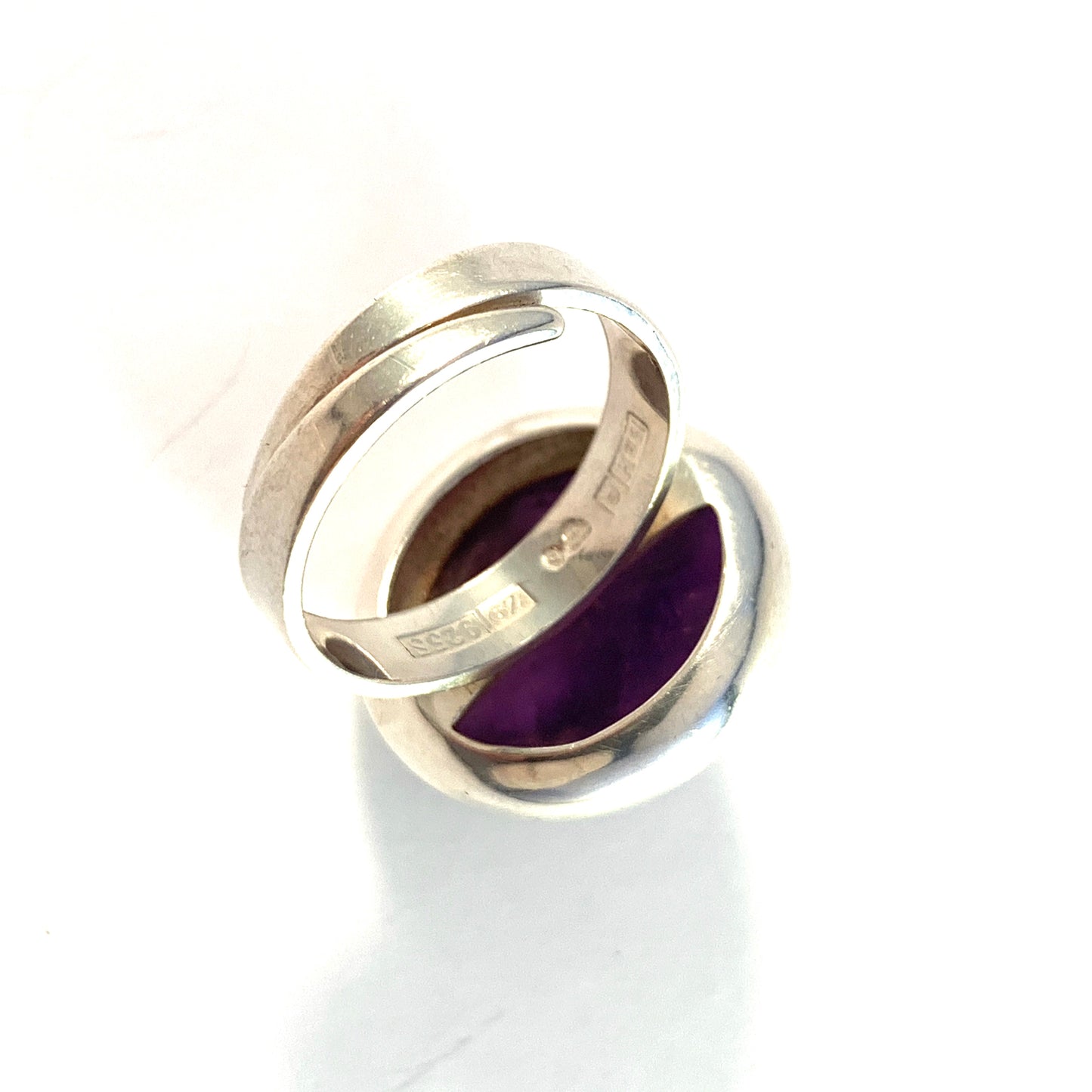 Bengt Hallberg, Sweden 1974. Bold Sterling Silver Amethyst Ring.