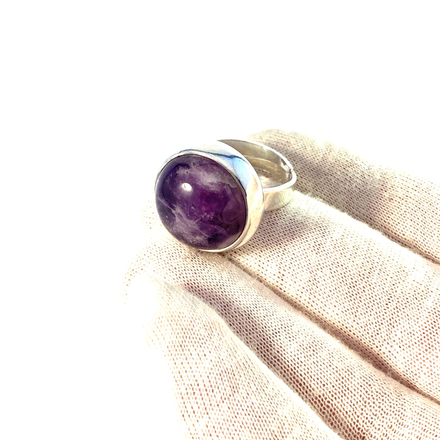 Bengt Hallberg, Sweden 1974. Bold Sterling Silver Amethyst Ring.