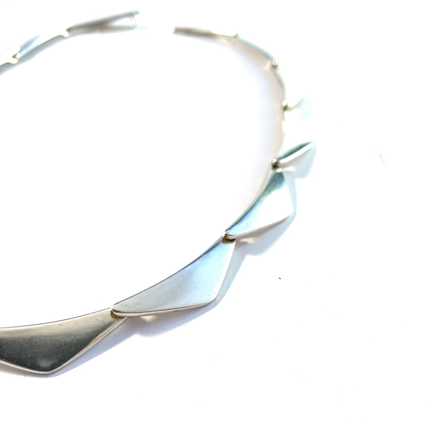 Bent Gabrielsen for Georg Jensen, Denmark. Vintage Sterling Silver Peak Necklace.