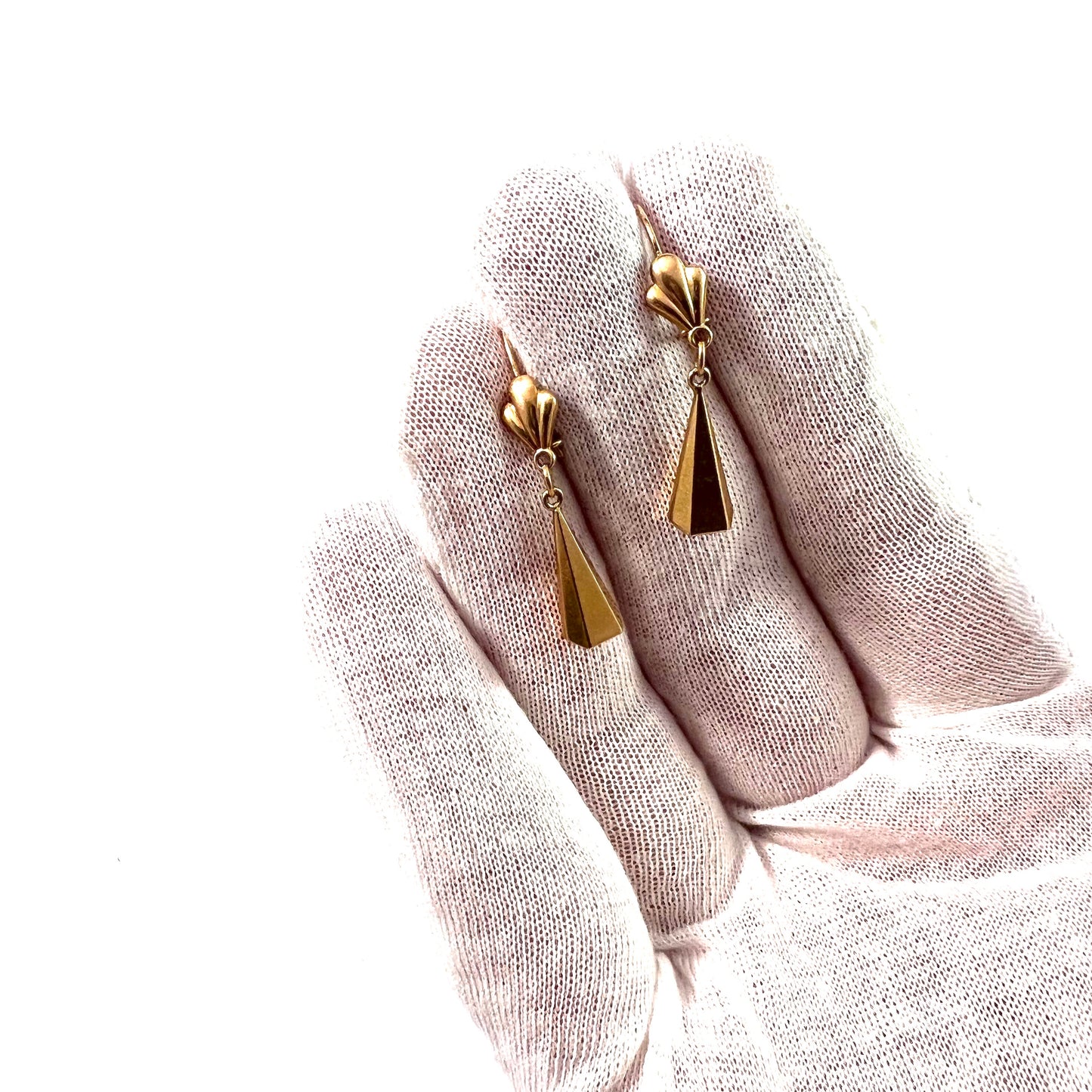 Svedbom, Sweden 1960s. Vintage 18k Gold Dangle Earrings.