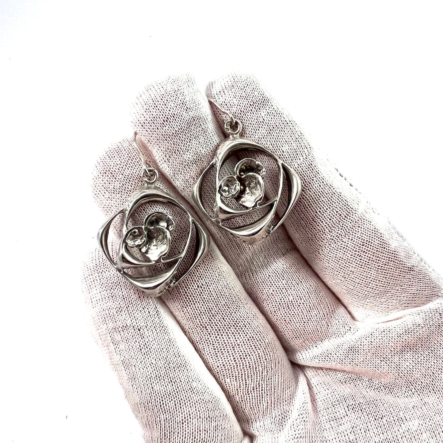 Sten & Laine, Finland 1974. Vintage Sterling Silver Orbital Earrings.