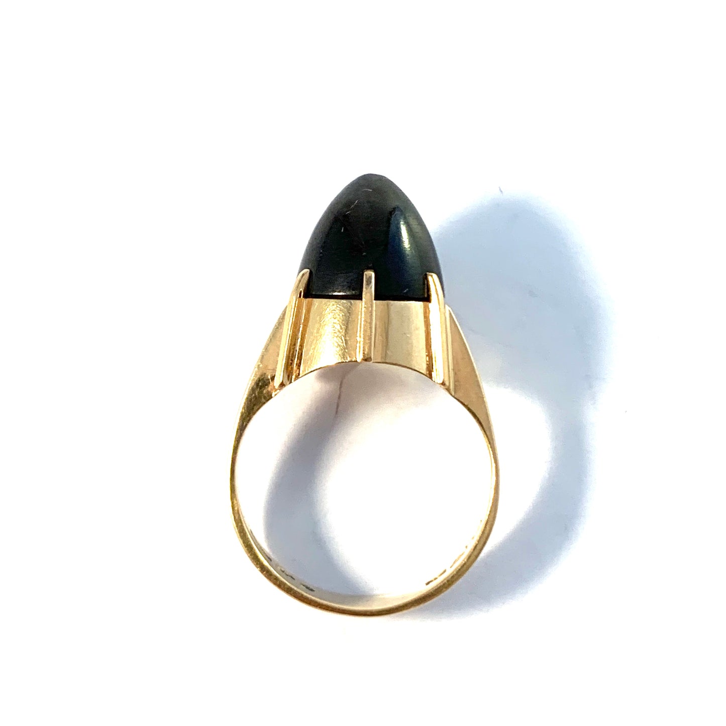 Fryklund & Pålsson, Sweden 1963. Modernist Space Age 18k Gold Labradorite Ring.