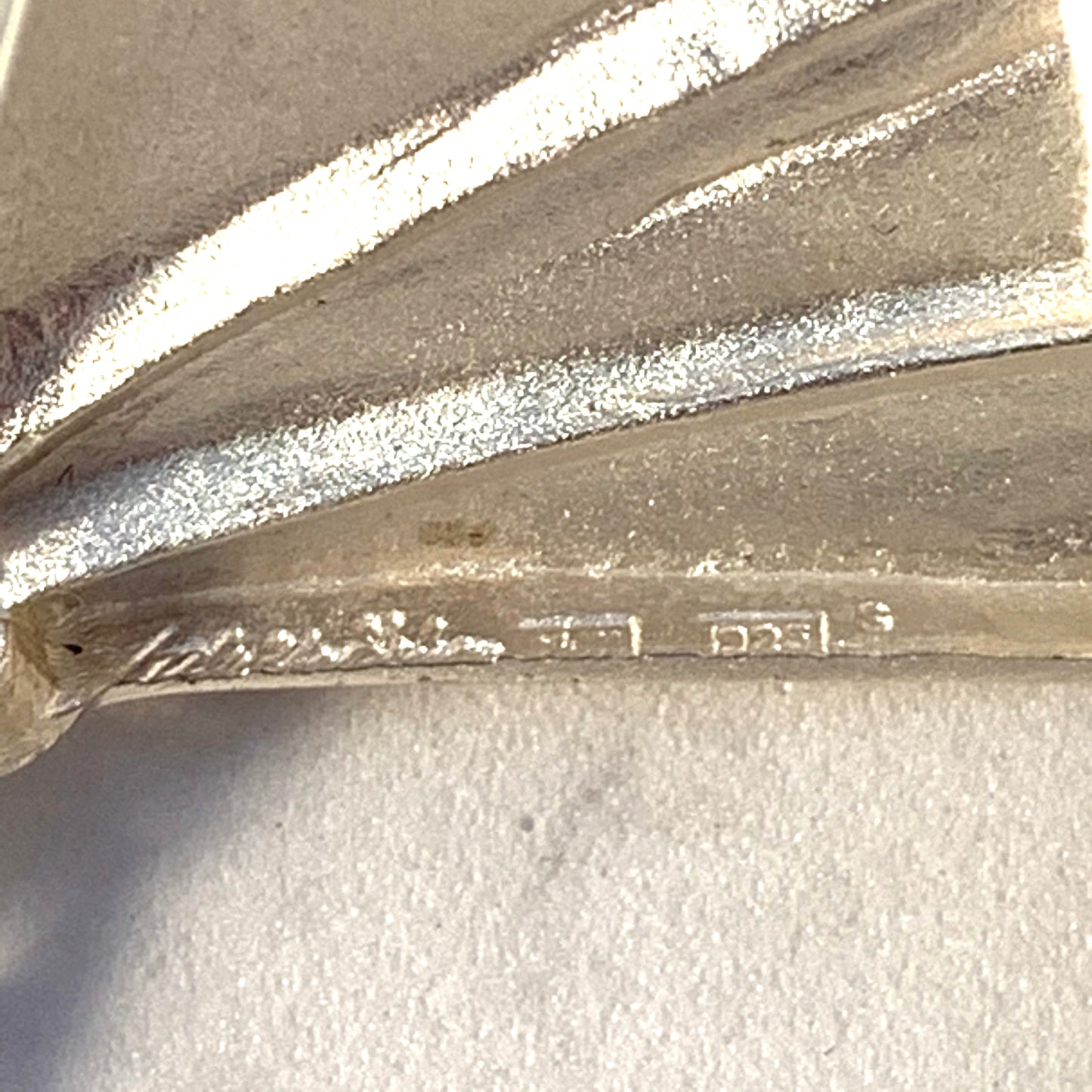 Matti J Hyvärinen, Finland Vintage Sterling Silver Signed Pendant Necklace.