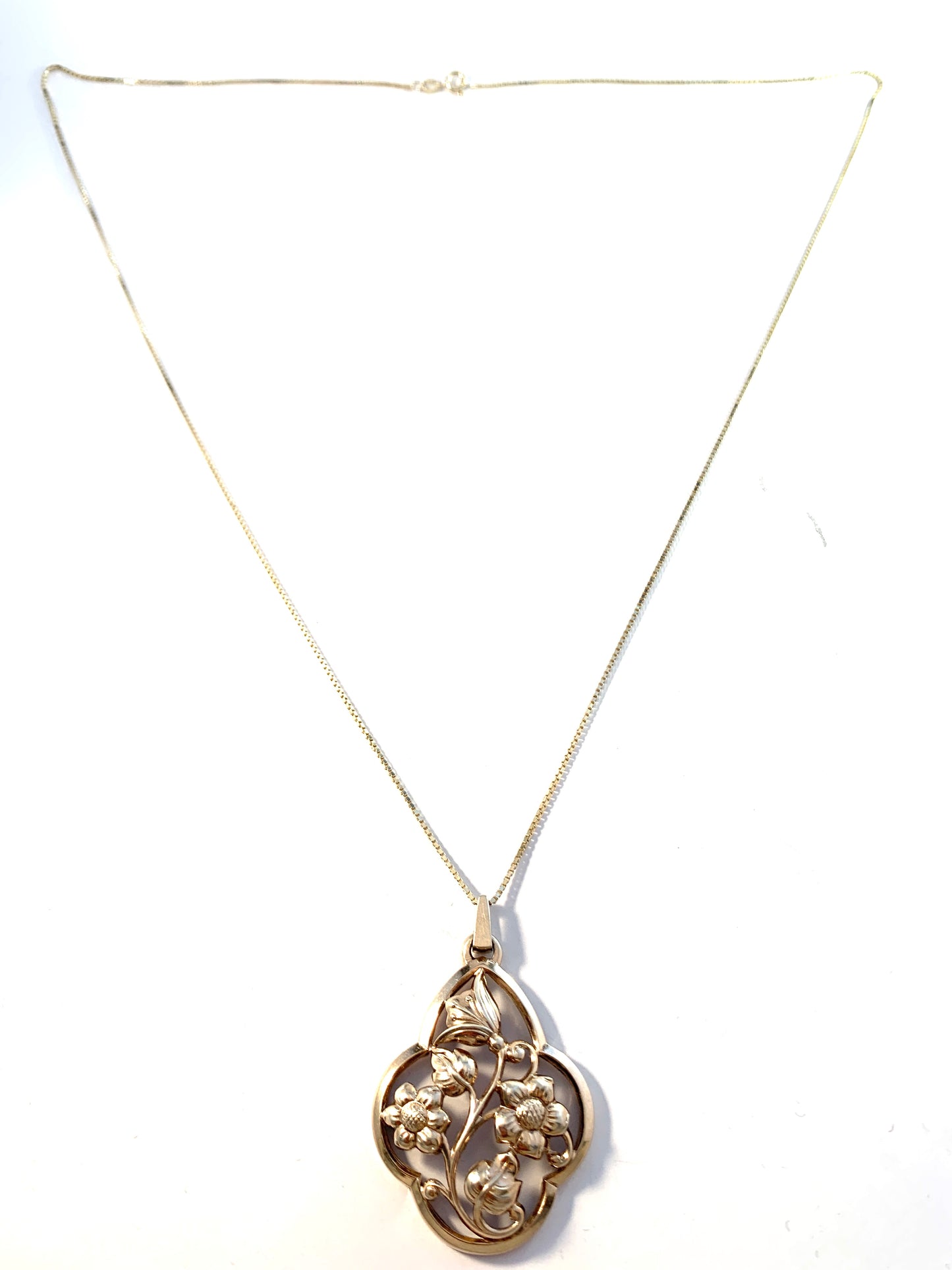G Dahlgren, Sweden 1945. Gilt Sterling Silver Pendant Long Chain Necklace.