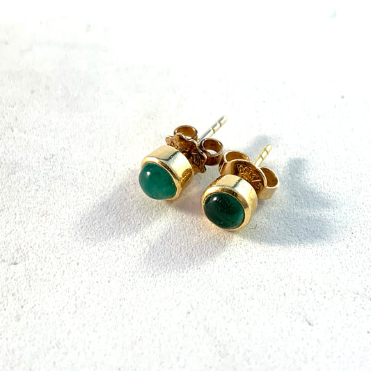 Sven Holmström, Sweden c 1950s Mid Century 18k gold Cabochon Emerald Stud Earrings.