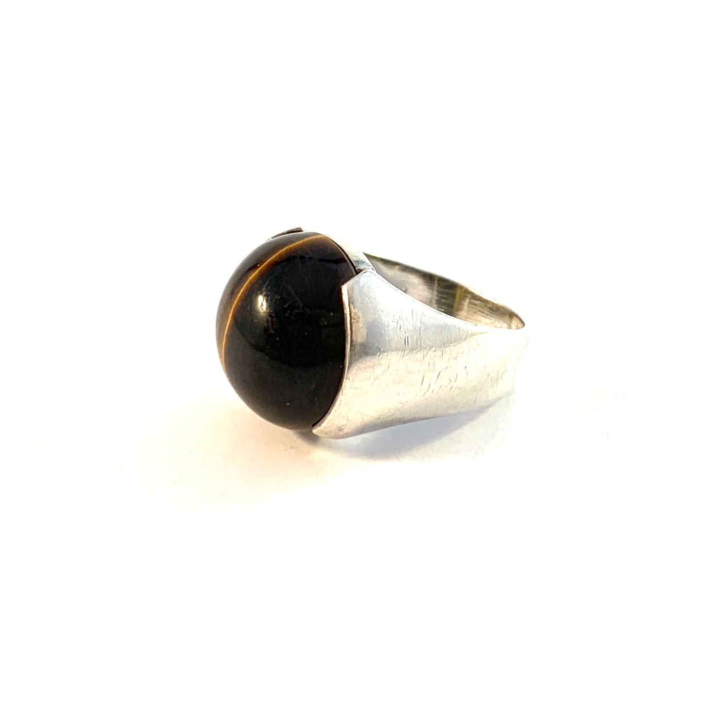 Vintage 1960s Solid 830 Silver Tiger Eye Ring.