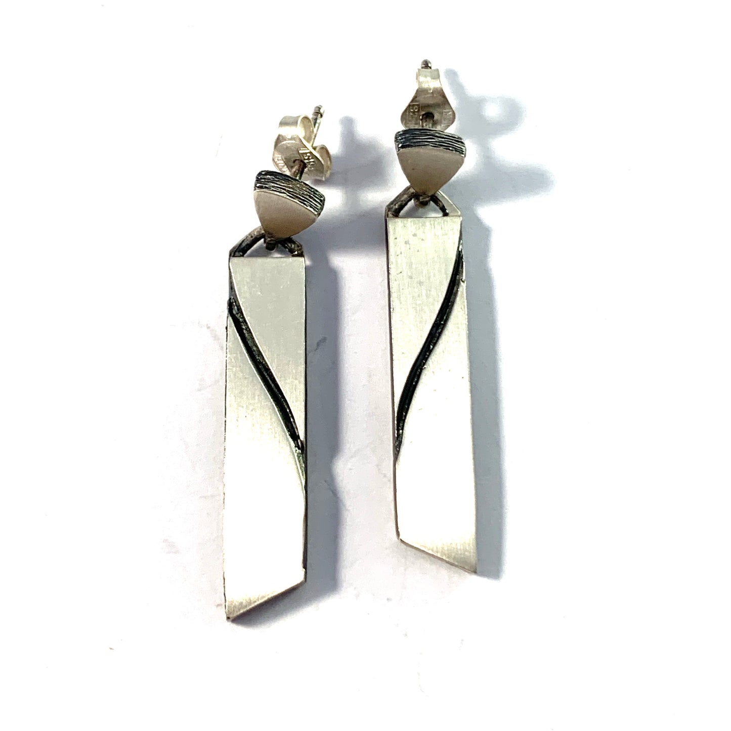 Matti Hyvärinen Finland. Vintage Modernist Sterling Silver Earrings.