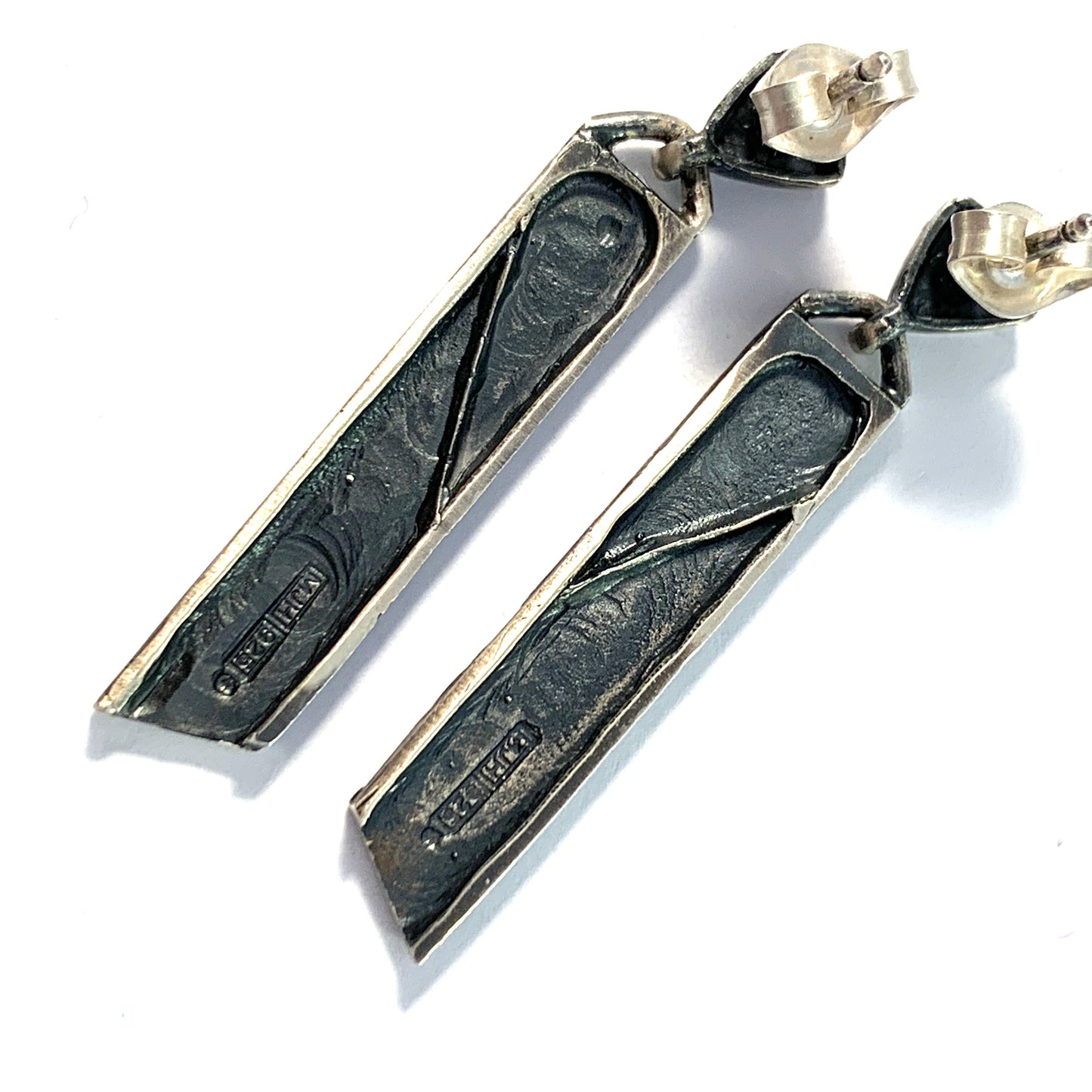 Matti Hyvärinen Finland. Vintage Modernist Sterling Silver Earrings.