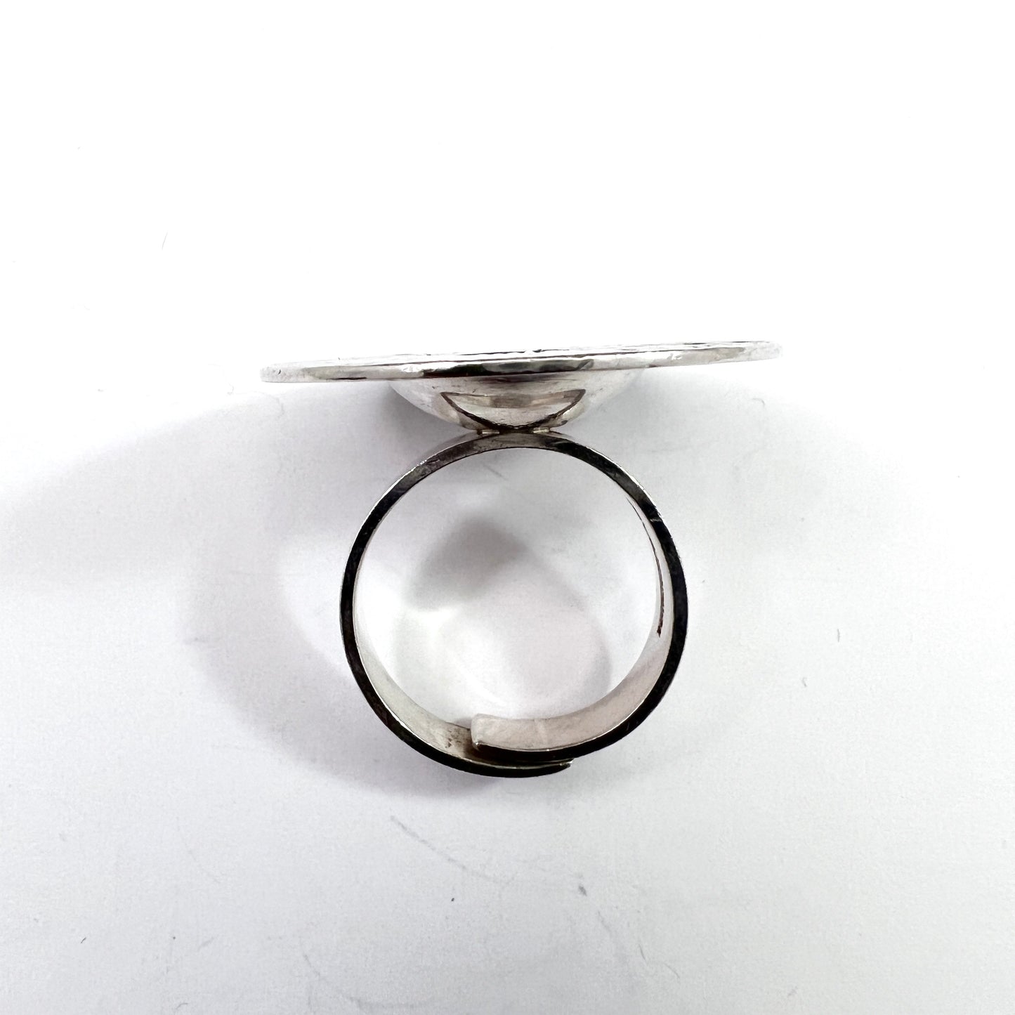 Elis Kauppi, Kupittaan Kulta Finland year 1970. Bold Vintage Modernist Sterling Ring.