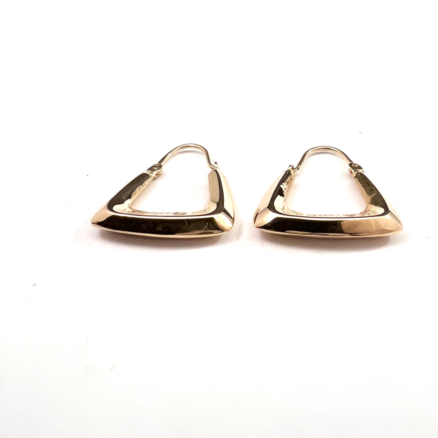 ALTON, Sweden 1965. Vintage 18k Gold Earrings.