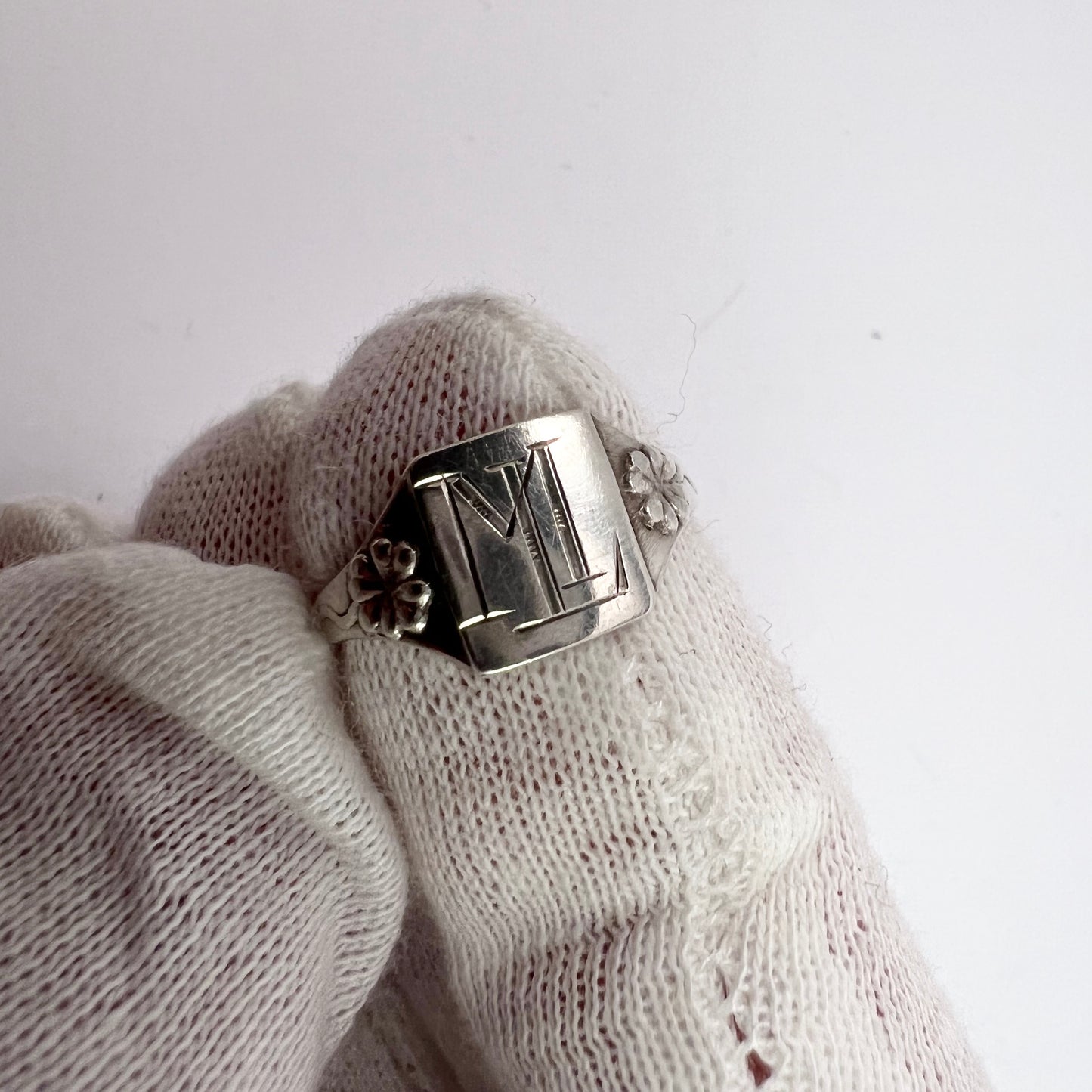 Wahlberg, Sweden 1947. Vintage Sterling Silver Woman Signet Ring. ML