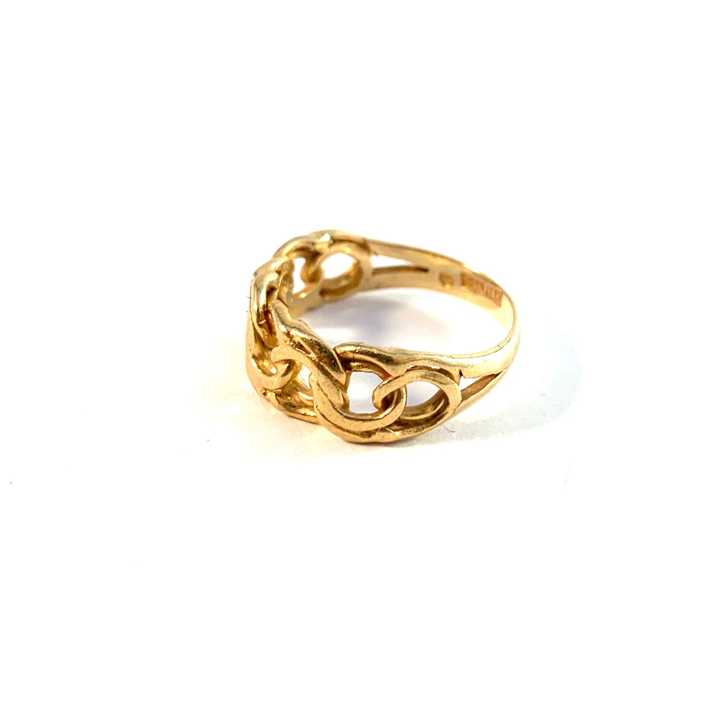 Wiktorsson, Sweden 1960s. Vintage 18k Gold Bismarck Ring.