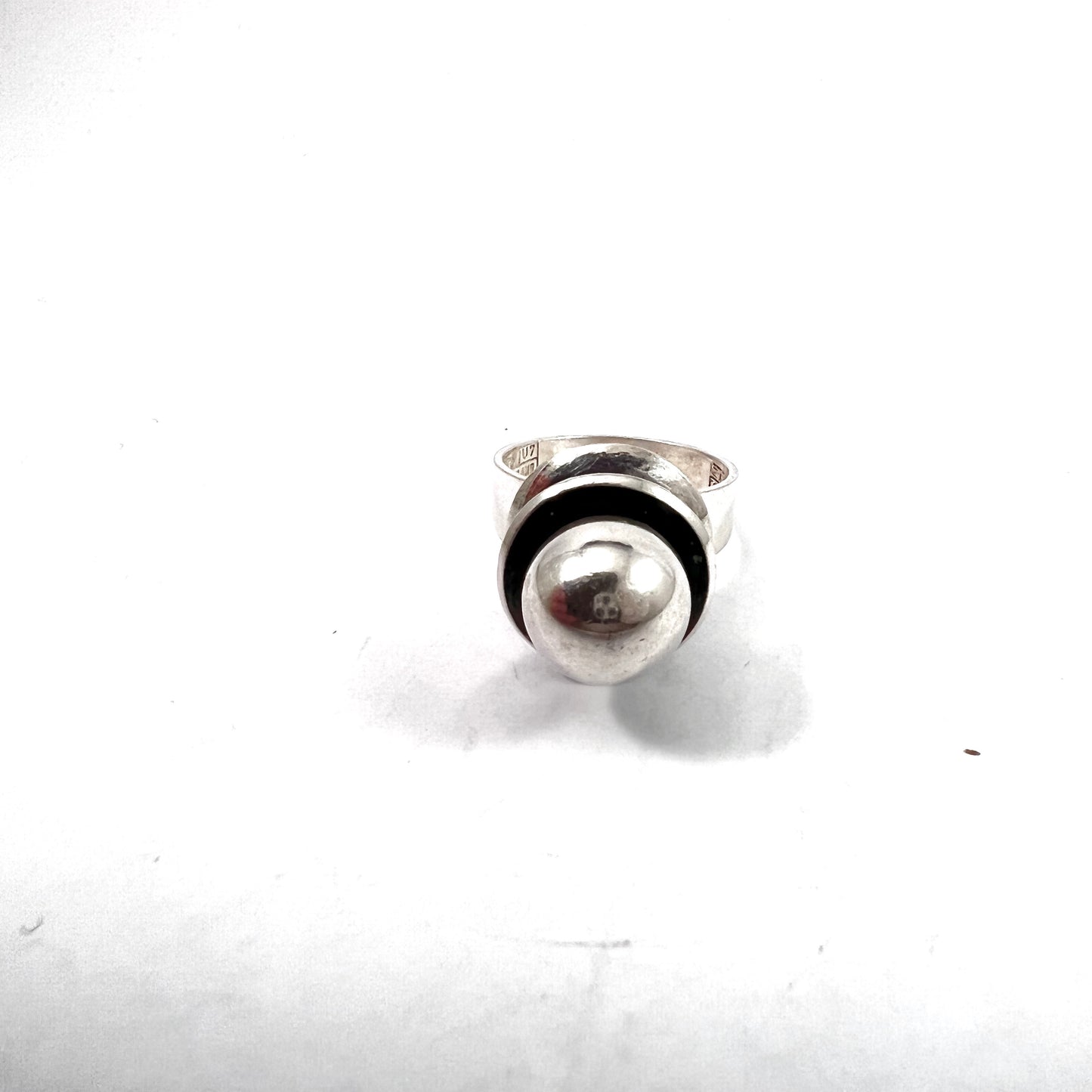 Erik Granit, Finland 1973. Vintage Modernist Sterling Silver Ring.