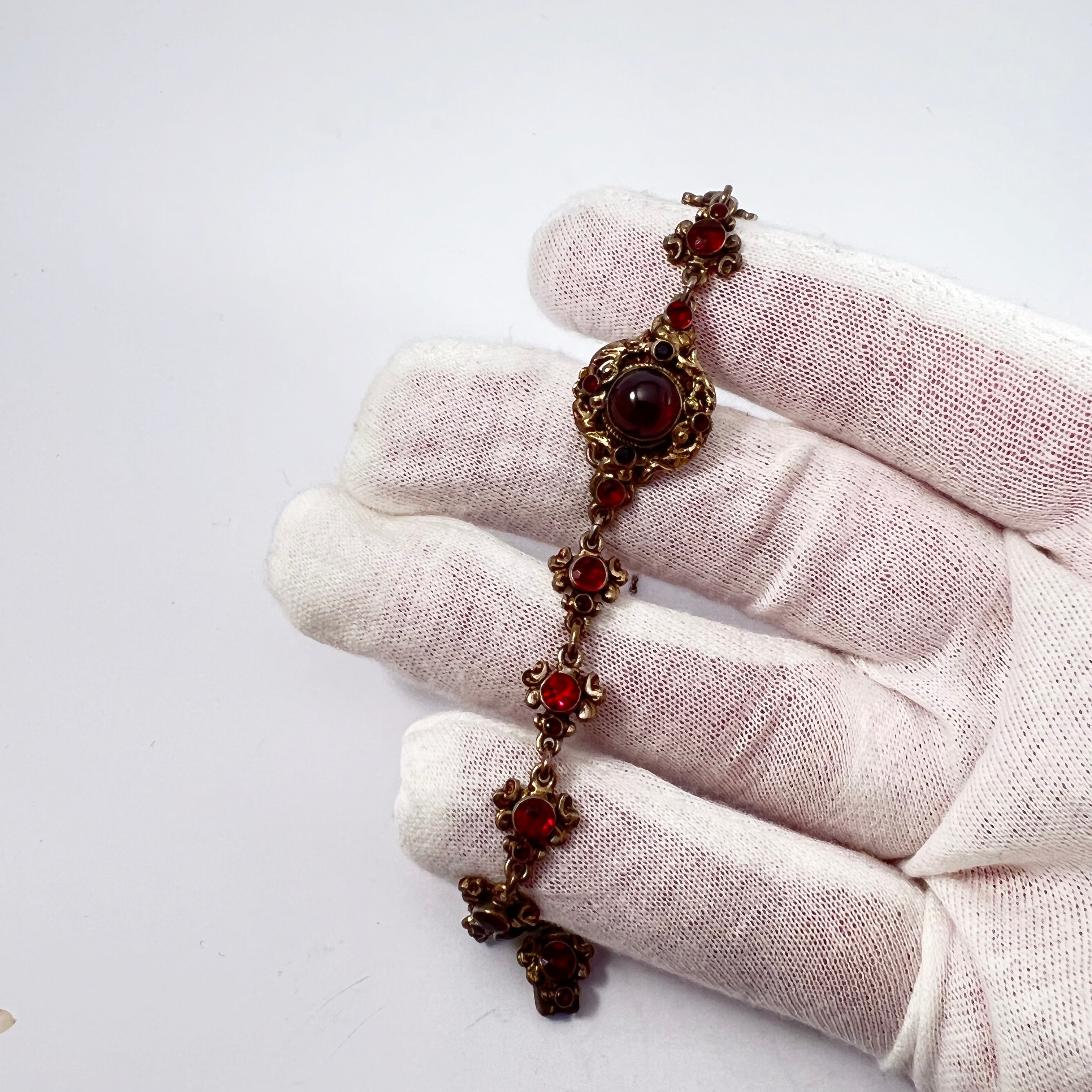 Antique Bohemian Garnet Bracelet, Circa 1900 - Moira Fine Jewellery