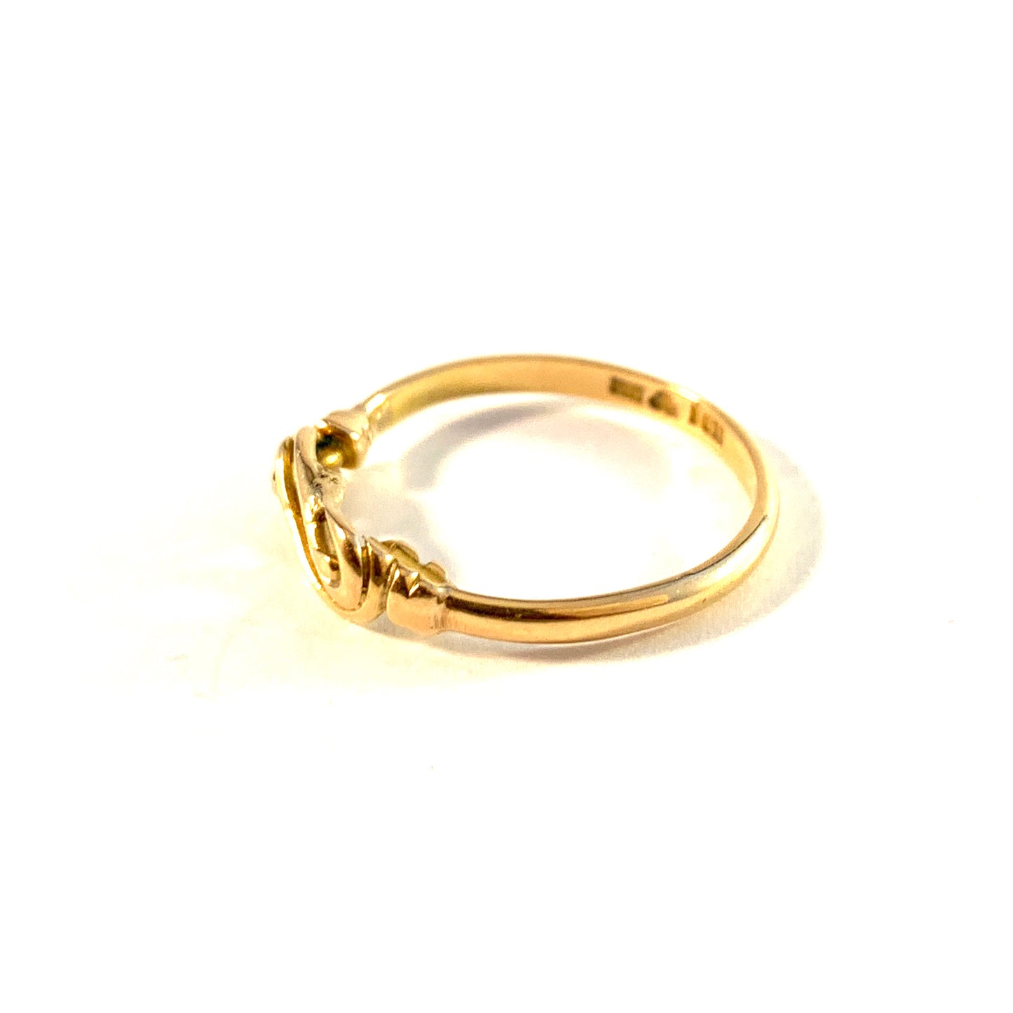 G Dahlgren, Sweden 1922. Antique Art Nouveau 18k Gold Ring.