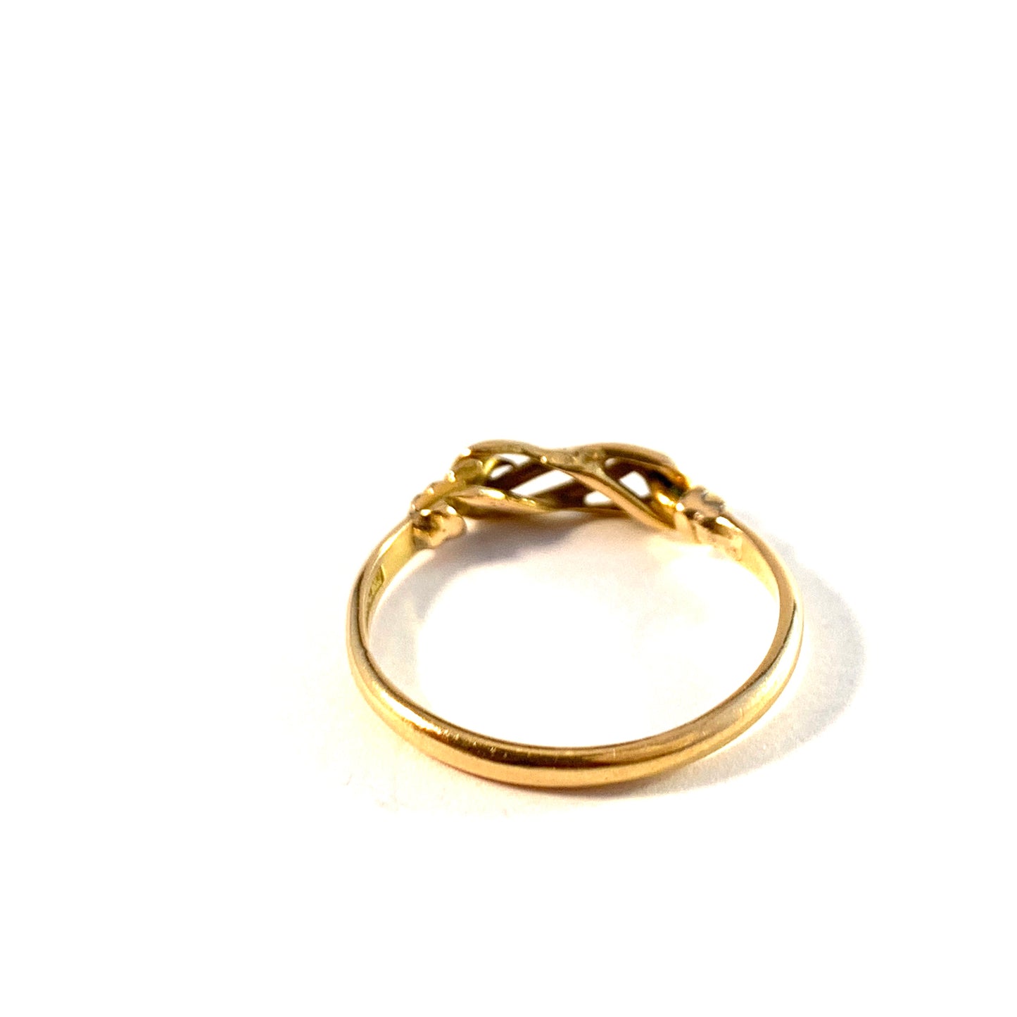 G Dahlgren, Sweden 1922. Antique Art Nouveau 18k Gold Ring.