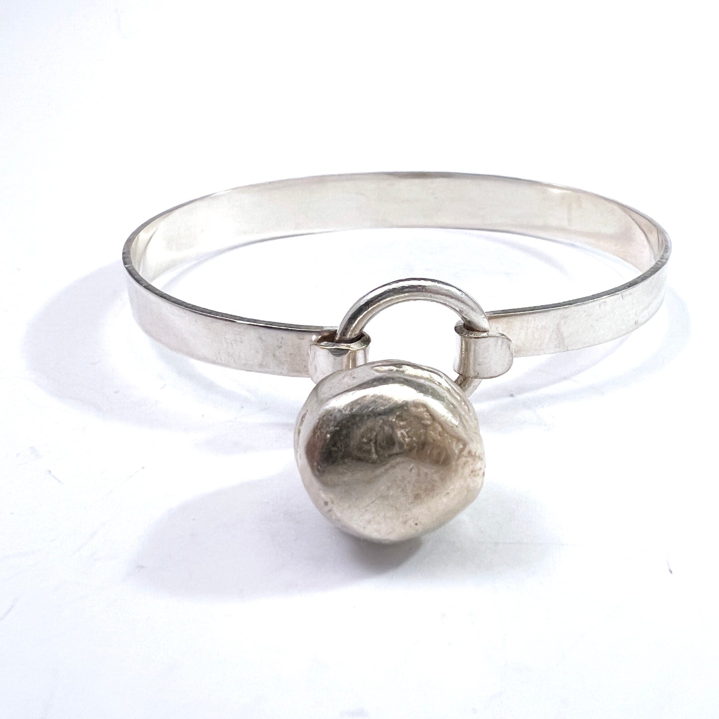 Theresia Hvorslev Sweden. Vintage Sterling Silver Charm Bangle Bracelet. Design: Silverknappen