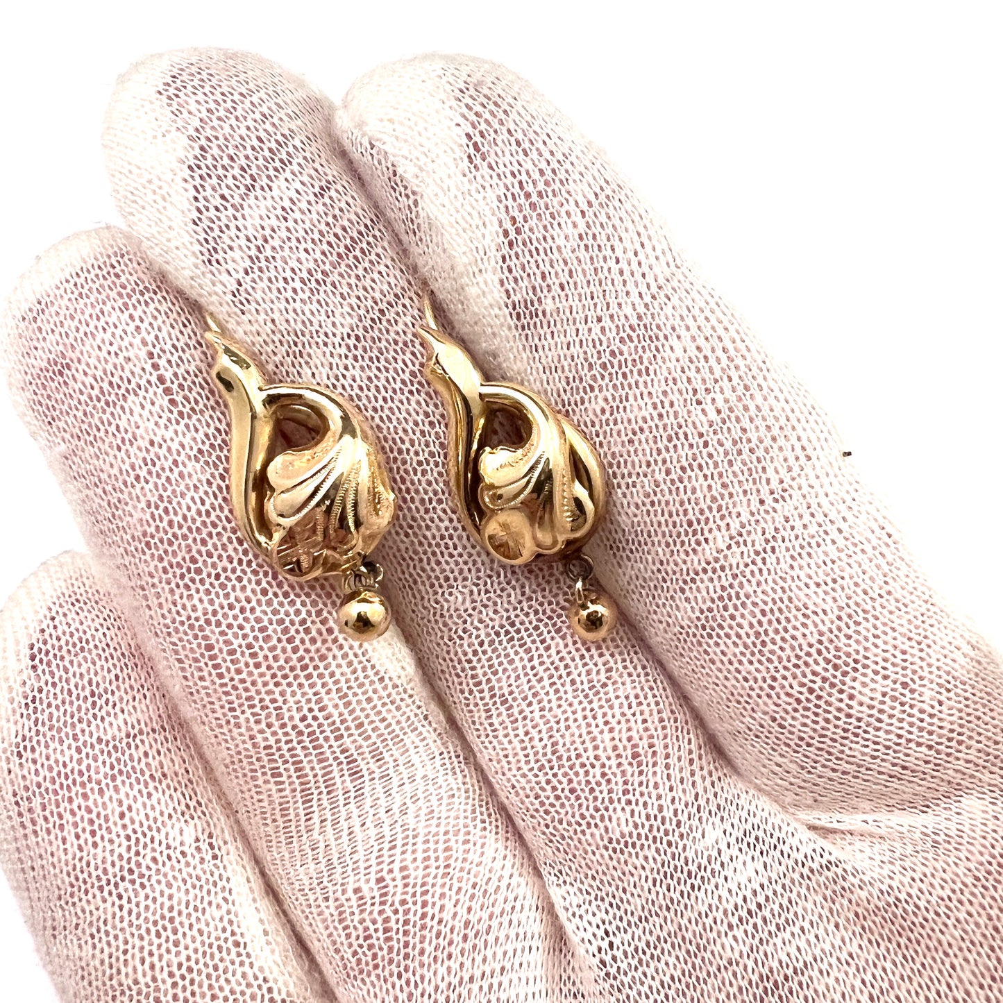 Sweden year 1886. Antique Victorian 18k Gold Earrings.